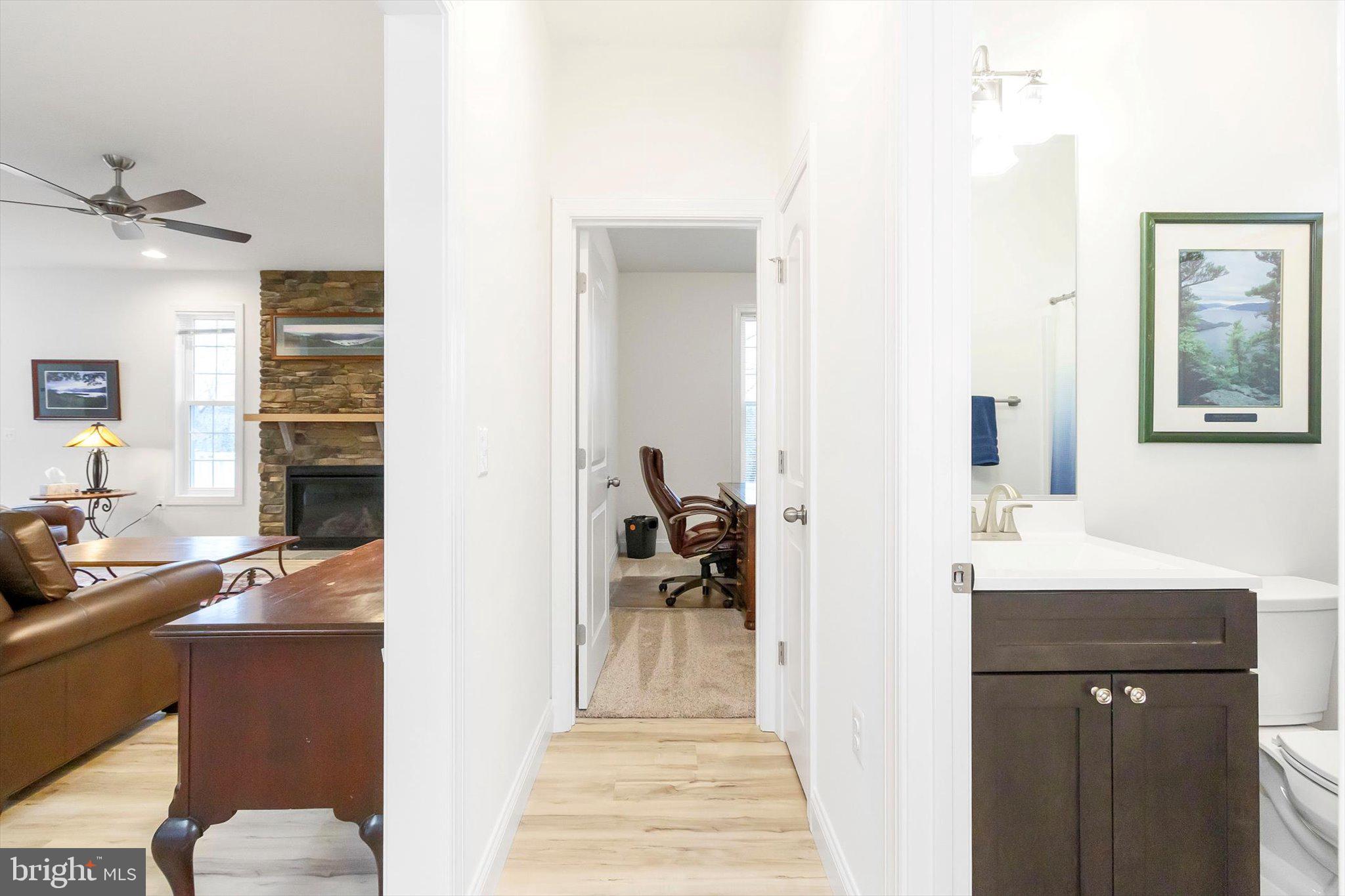 MIDDLE CREEK MANOR - Residential