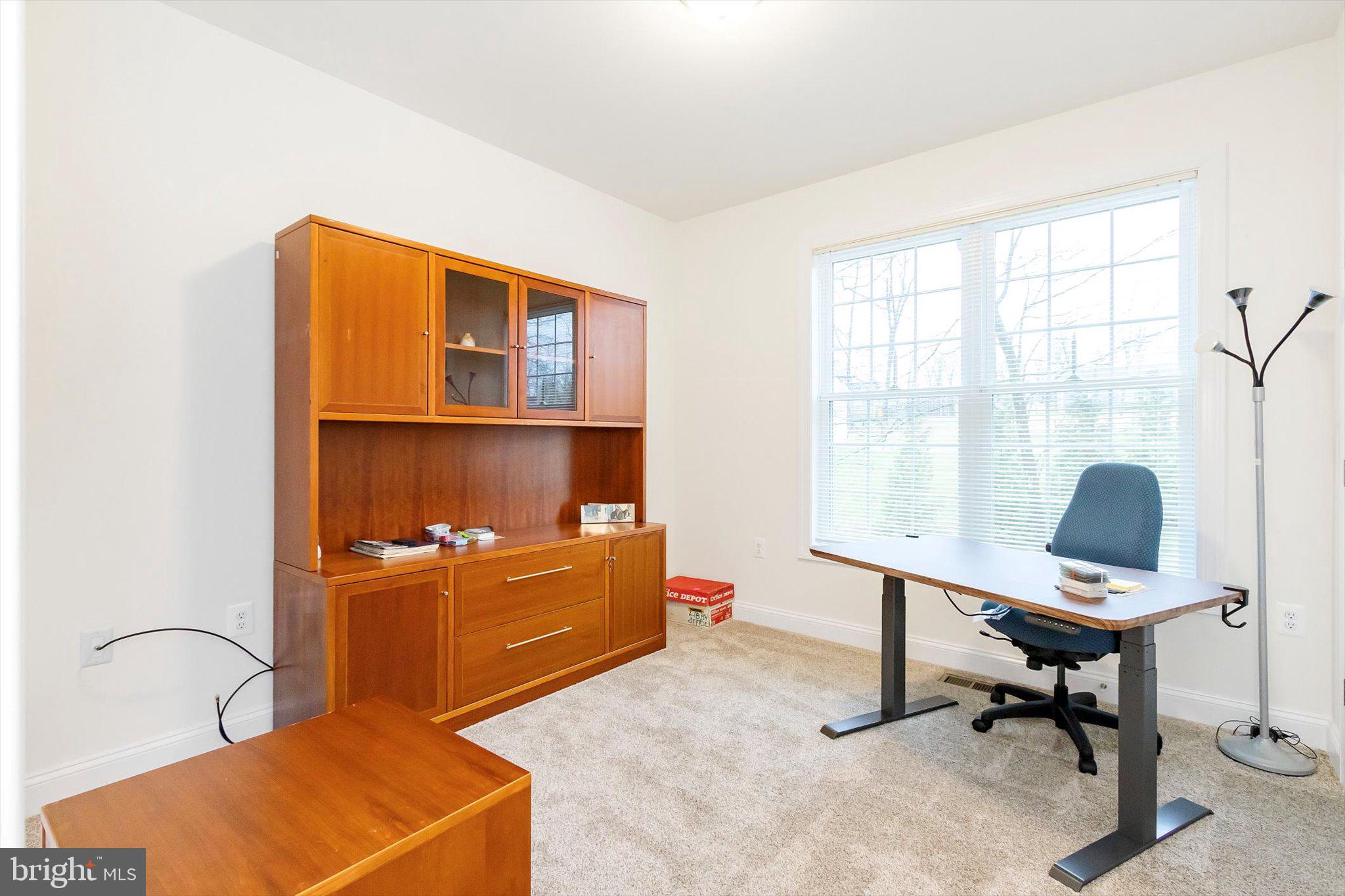 MIDDLE CREEK MANOR - Residential