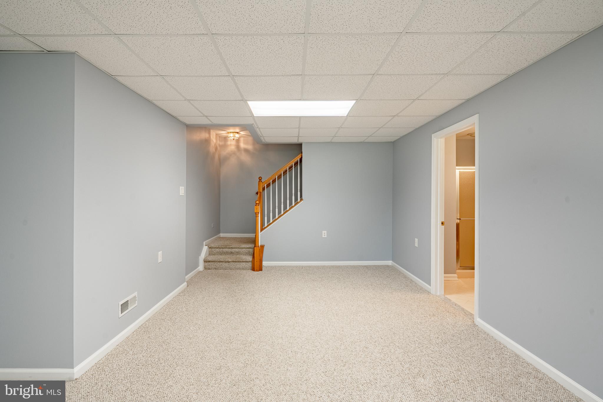 VILLAGES AT HILLVIEW - Residential