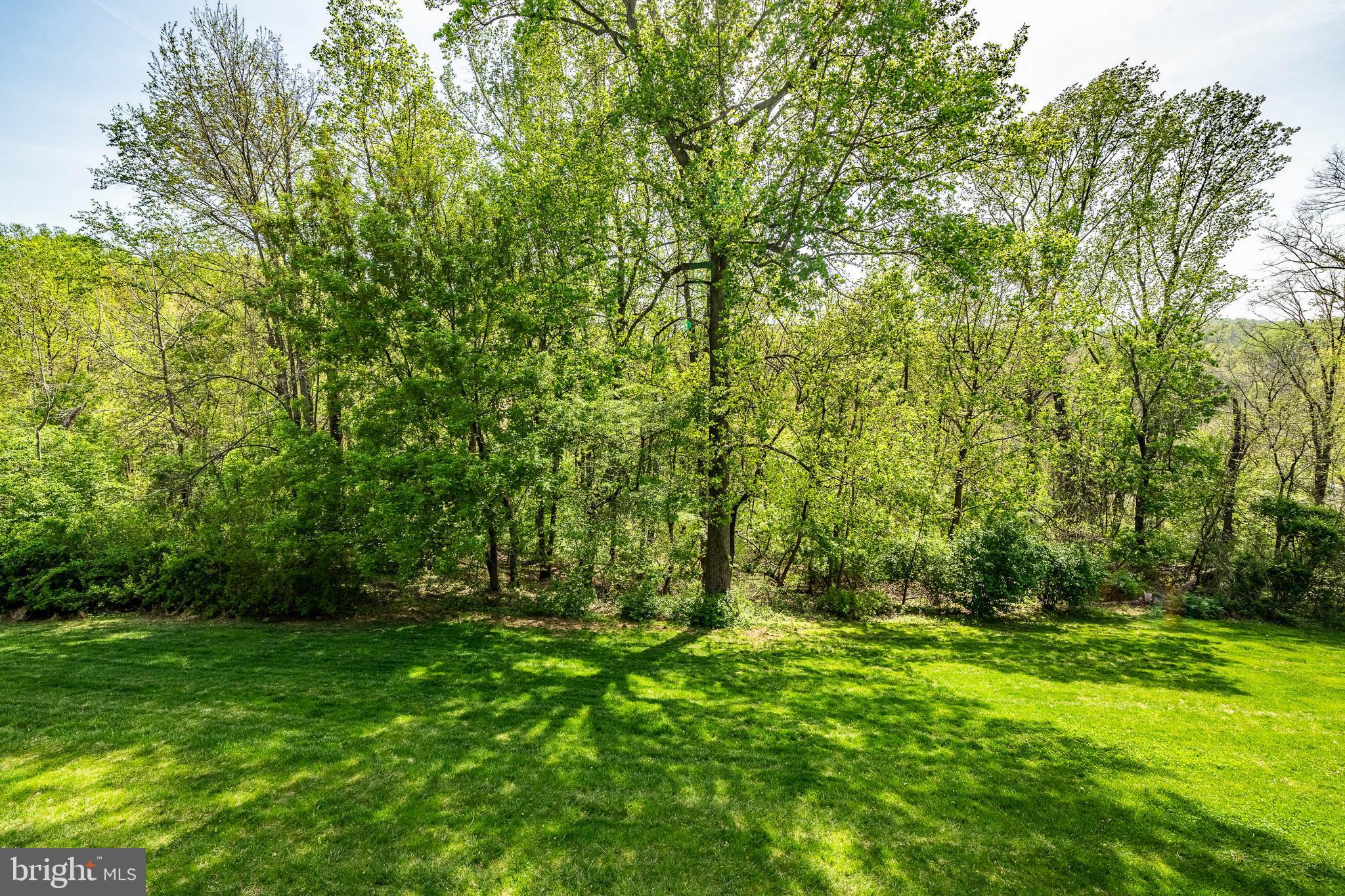 VILLAGES AT HILLVIEW - Residential