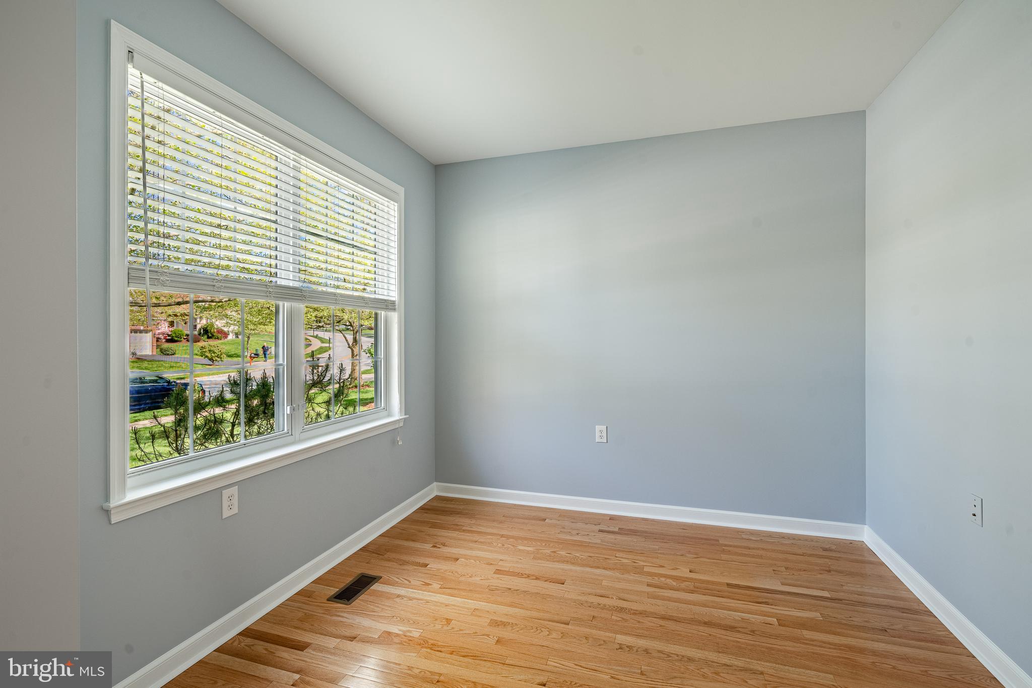 VILLAGES AT HILLVIEW - Residential