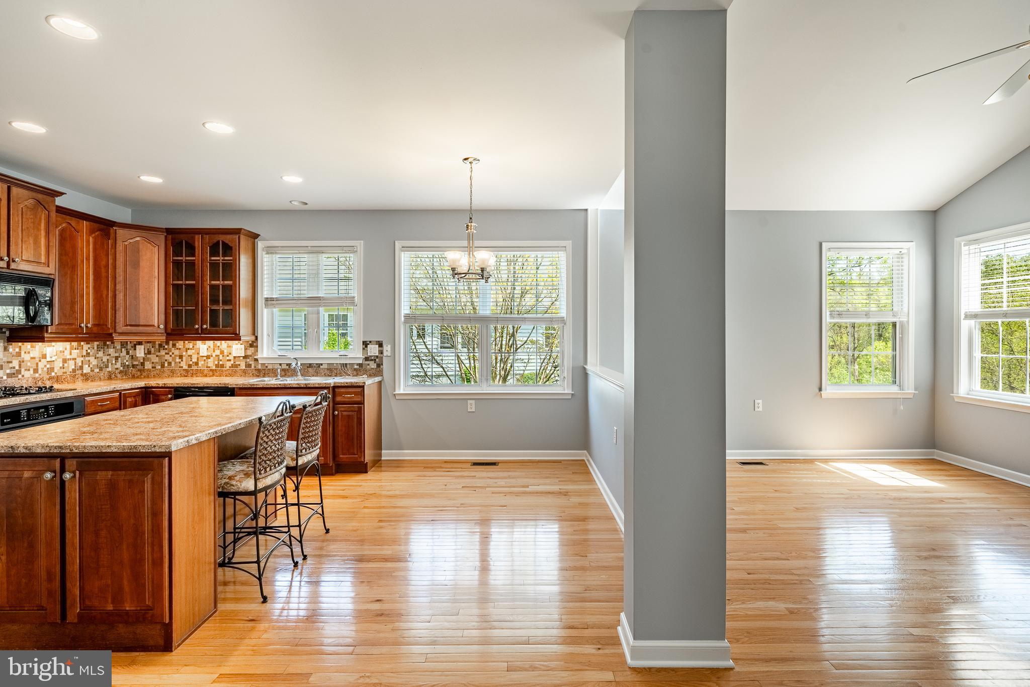 VILLAGES AT HILLVIEW - Residential