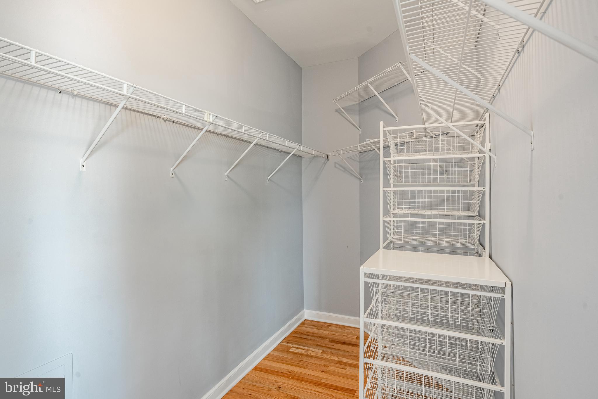 VILLAGES AT HILLVIEW - Residential