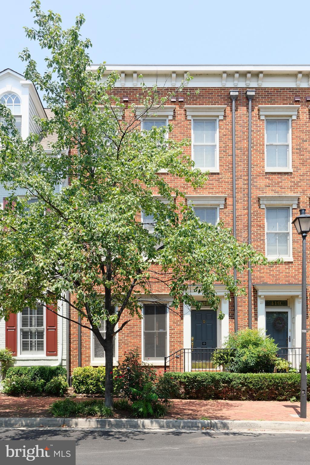 421 ORONOCO STREET