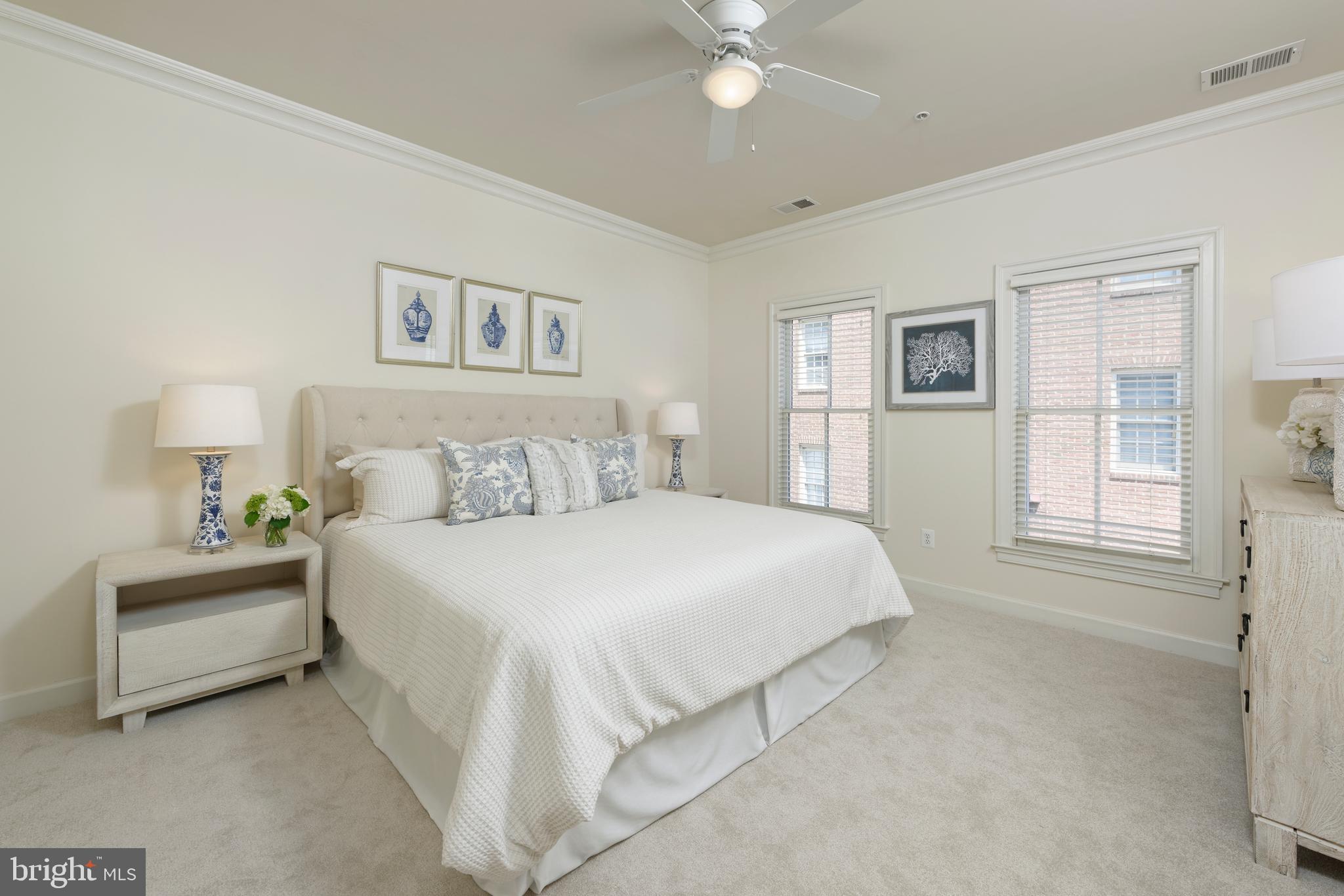 CHATHAM SQUARE - Residential