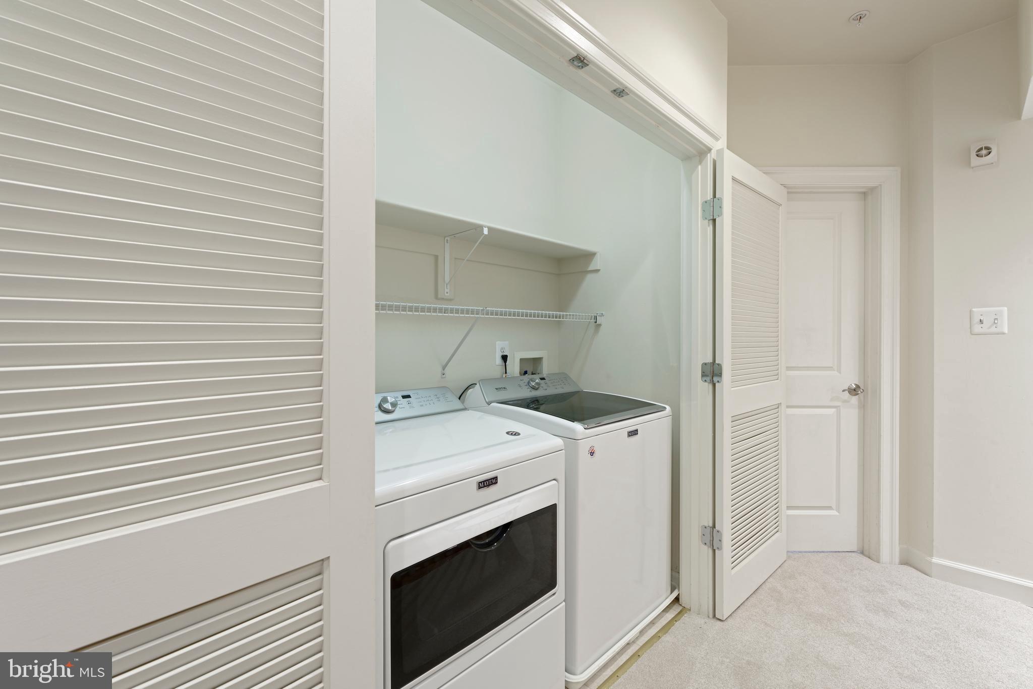 CHATHAM SQUARE - Residential