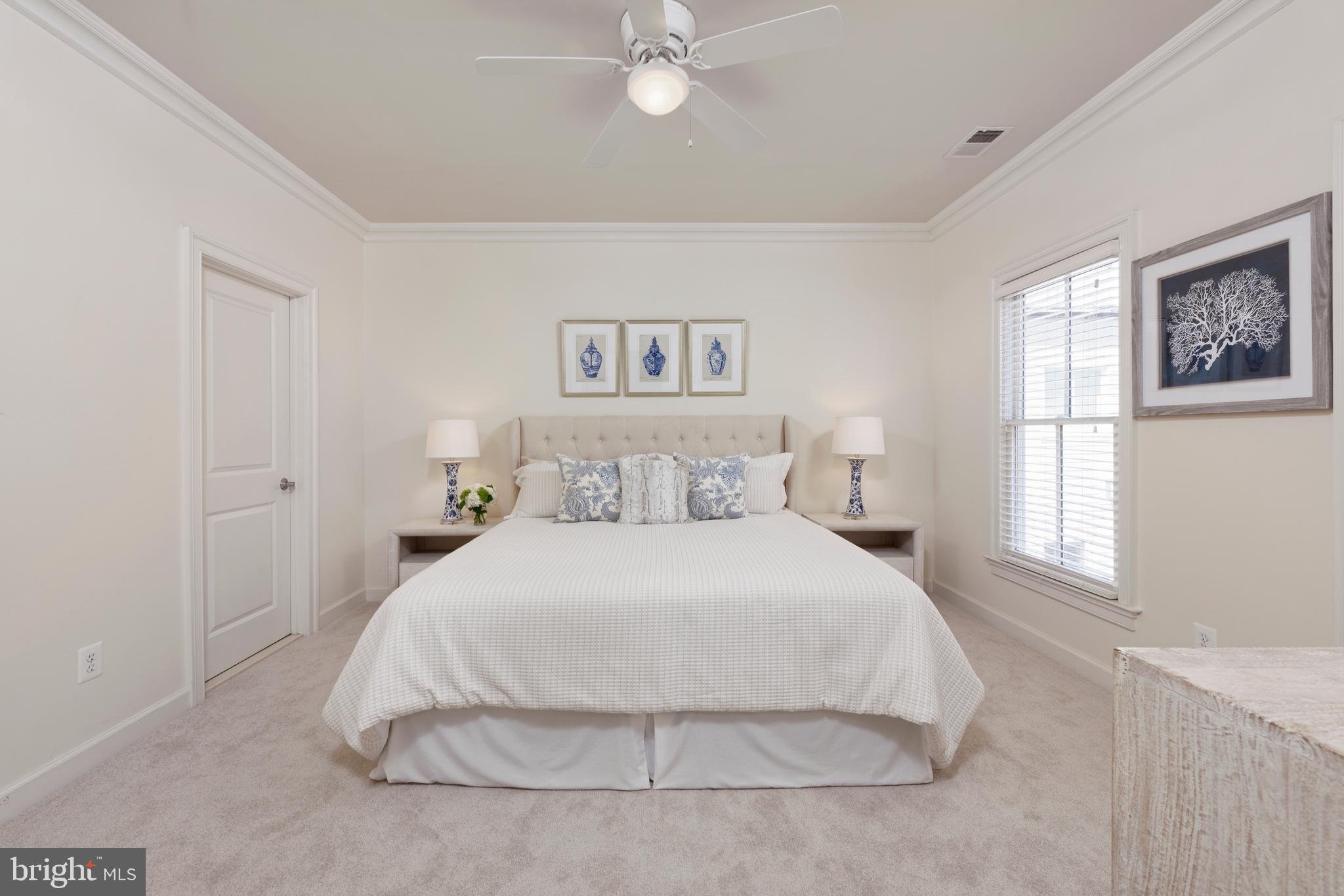 CHATHAM SQUARE - Residential