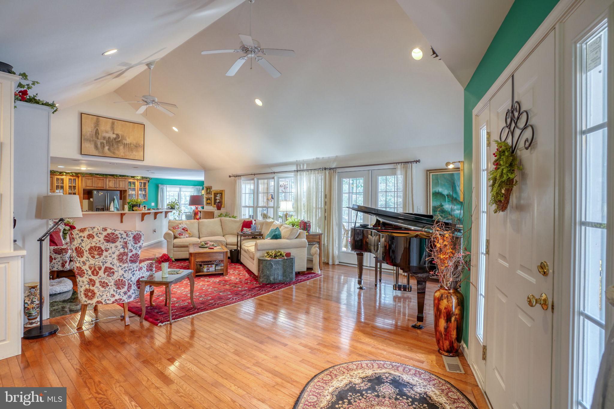 WOLFE RUNNE - Residential