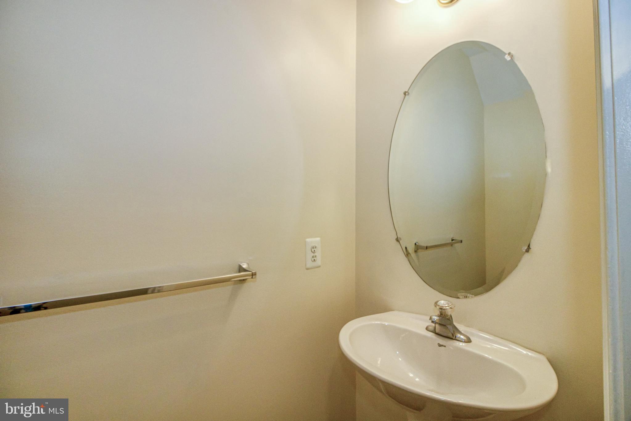 MONOCACY CROSSING - Residential Lease