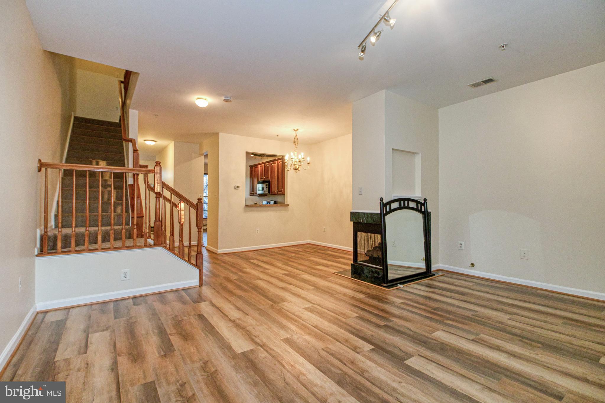 MONOCACY CROSSING - Residential Lease