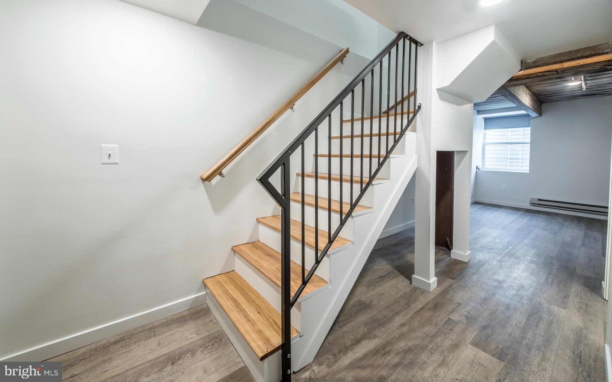 LOWER MOYAMENSING - Residential Lease