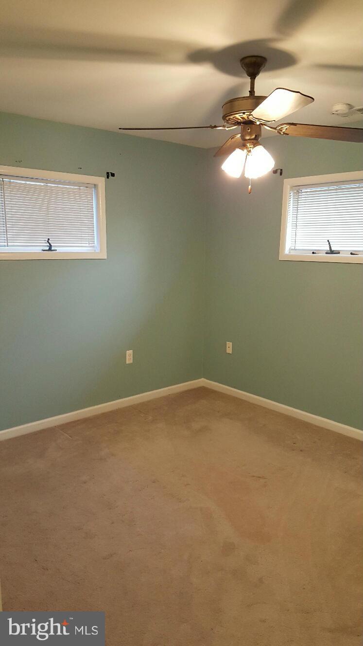 COUNTRY CLUB ESTATES - Residential Lease