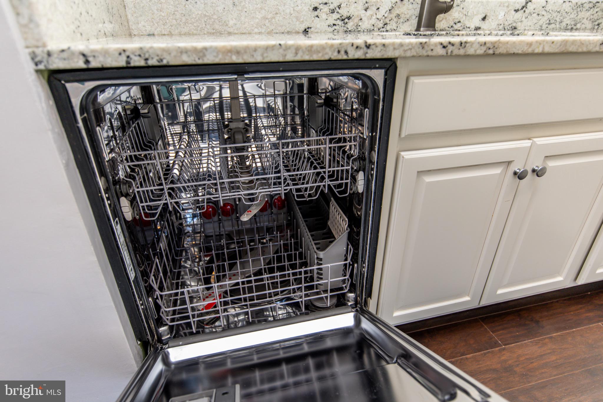 OXFORD LANDING - Residential Lease