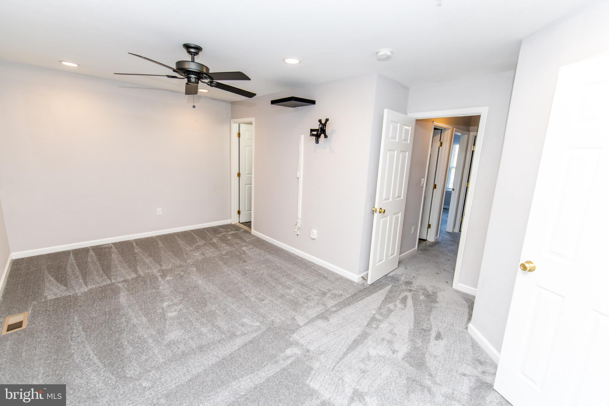 OXFORD LANDING - Residential Lease