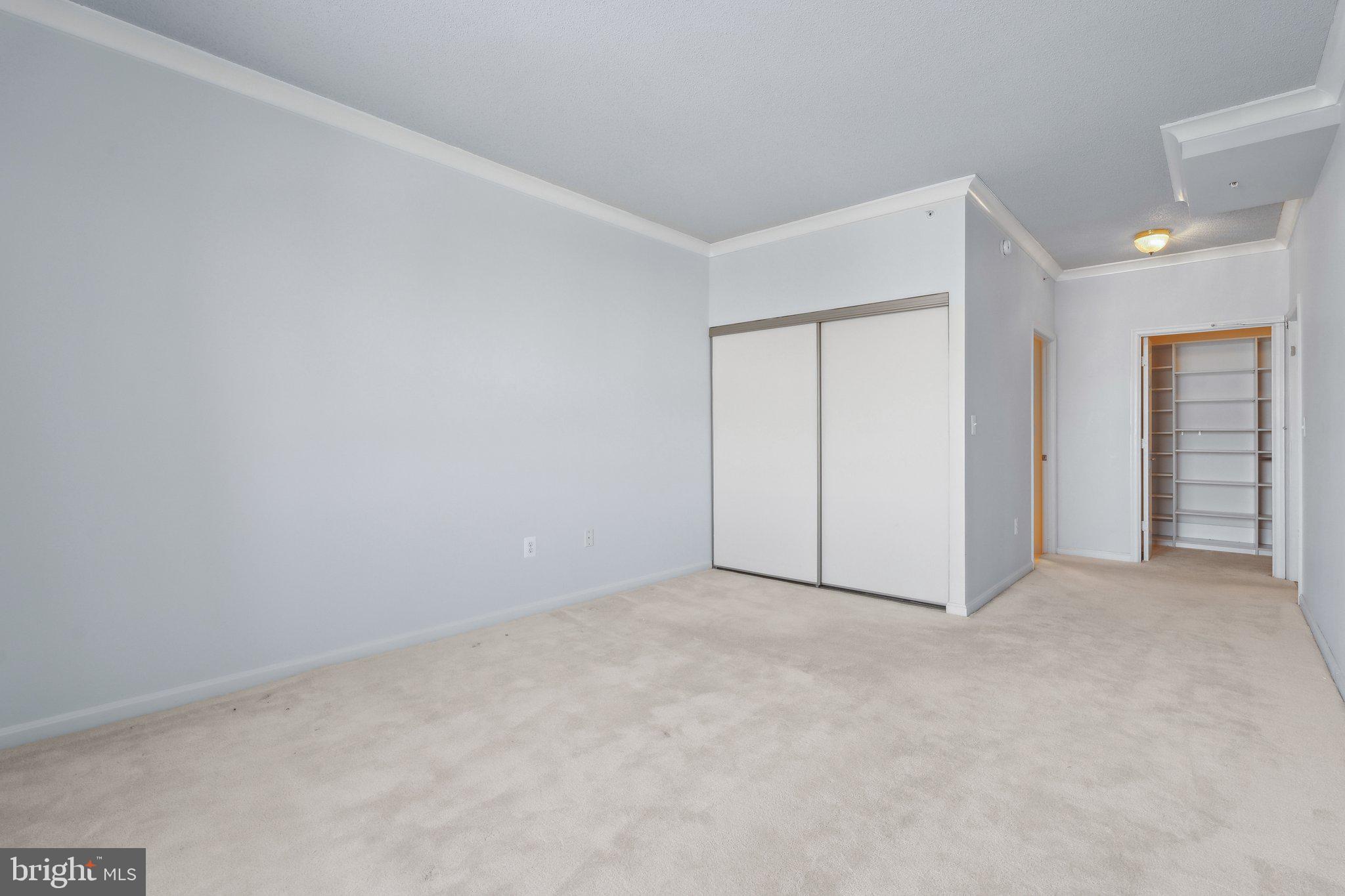 LANSDOWNE WOODS - Residential