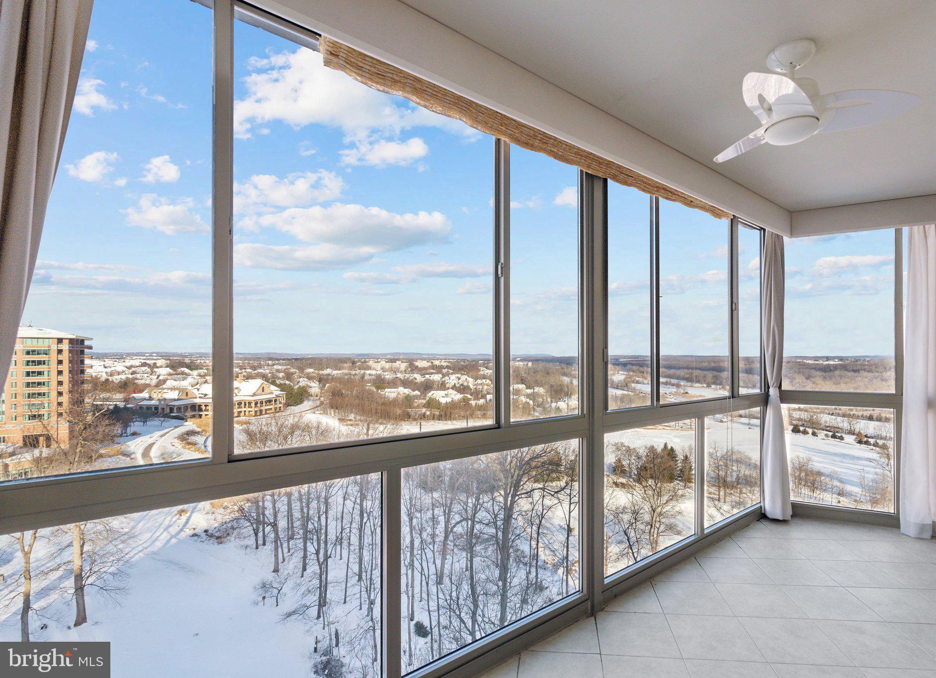 LANSDOWNE WOODS - Residential