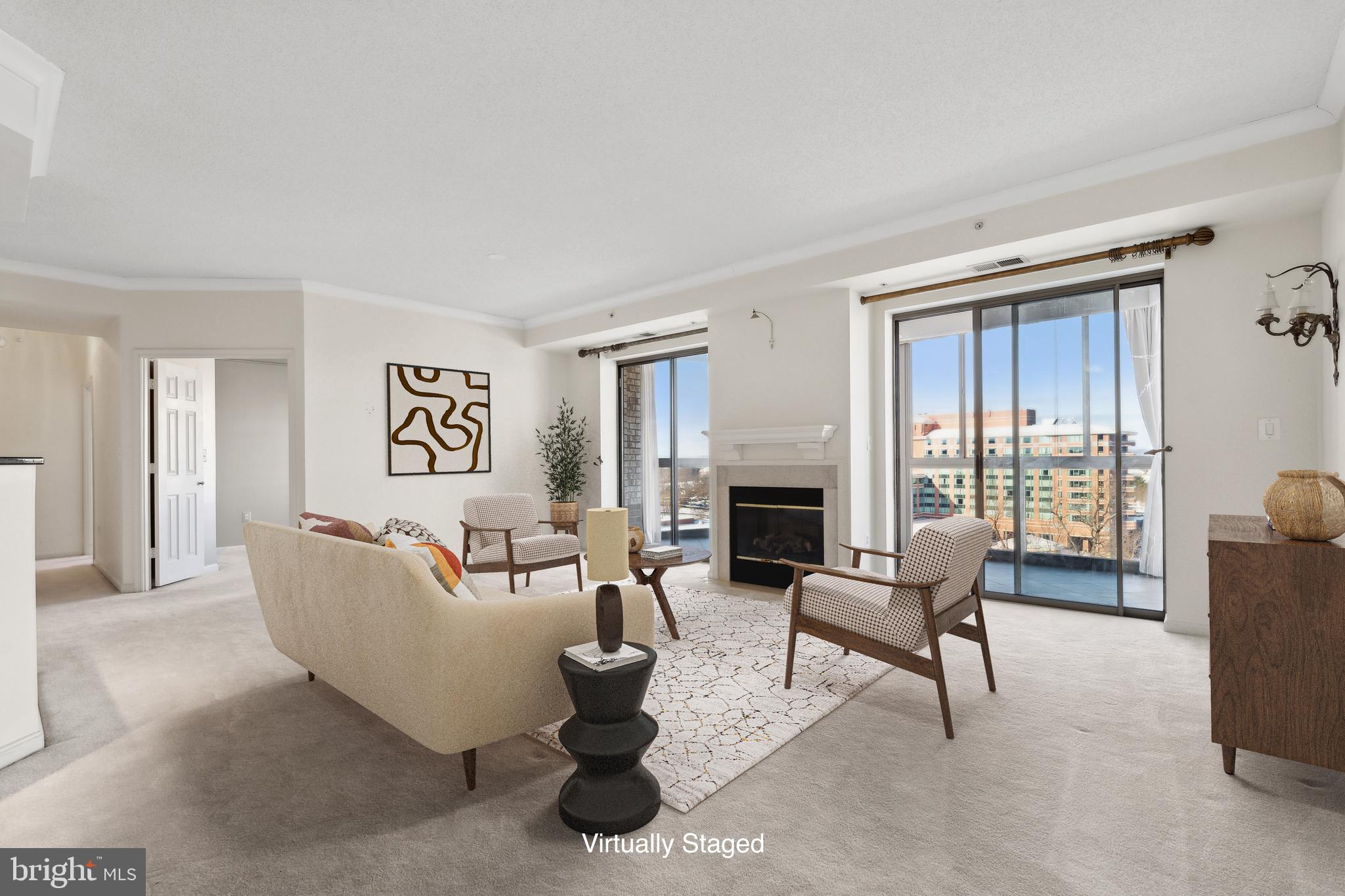 LANSDOWNE WOODS - Residential