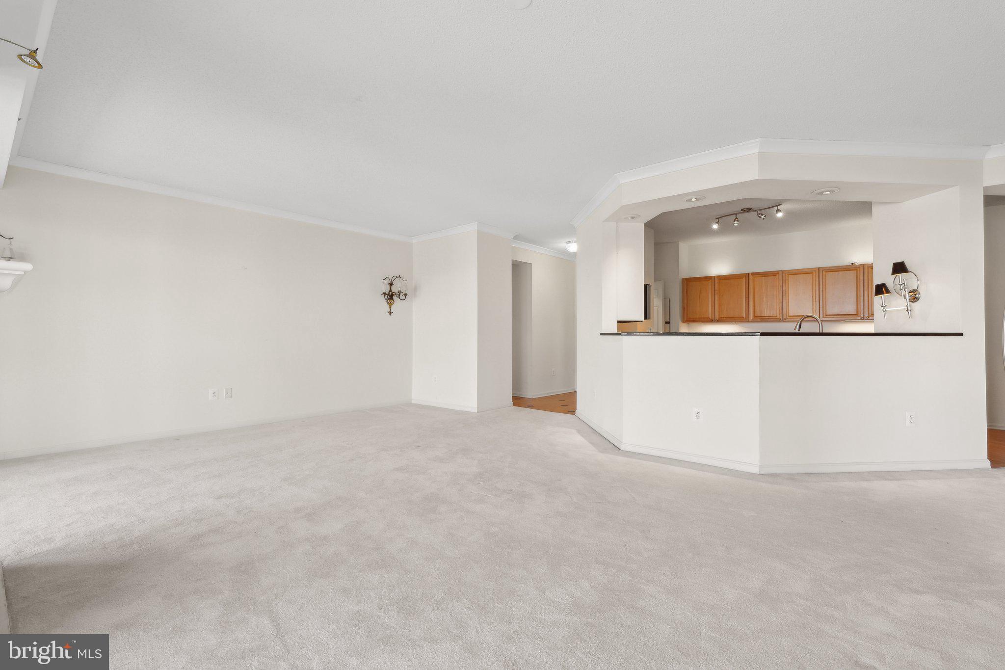 LANSDOWNE WOODS - Residential