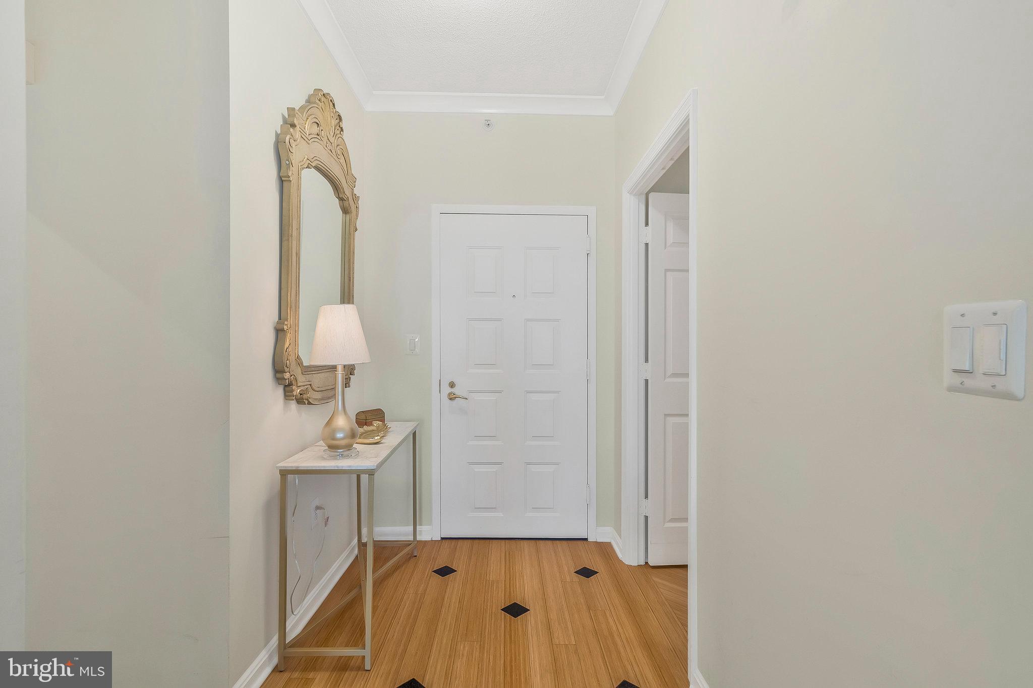 LANSDOWNE WOODS - Residential