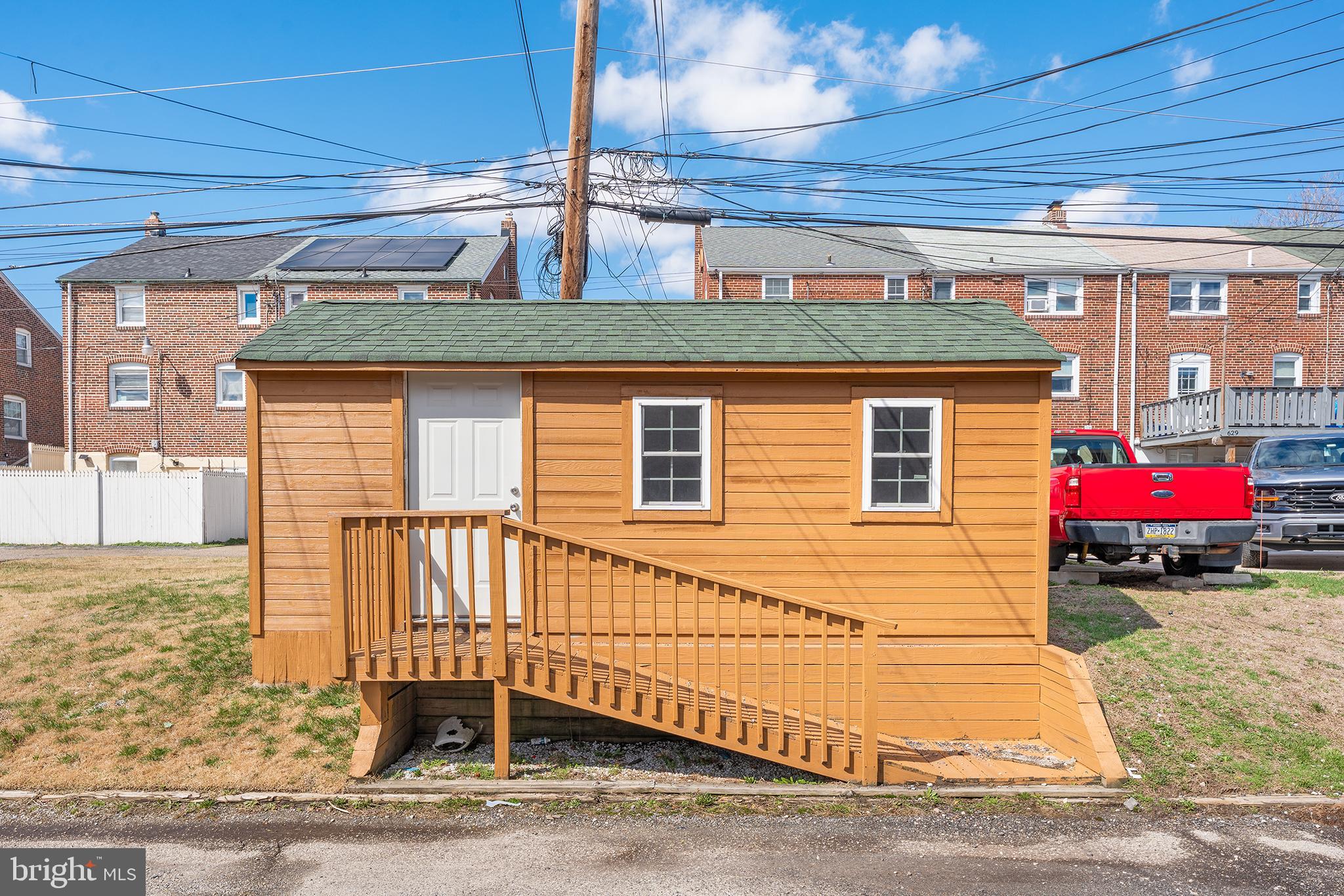 LEEDOM ESTS - Residential