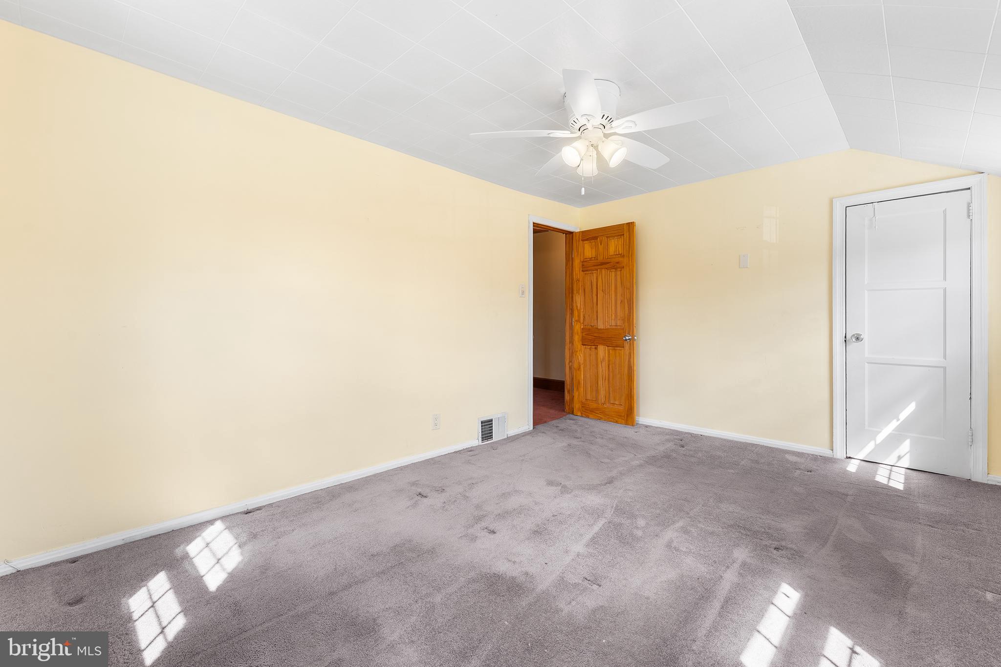 LEEDOM ESTS - Residential