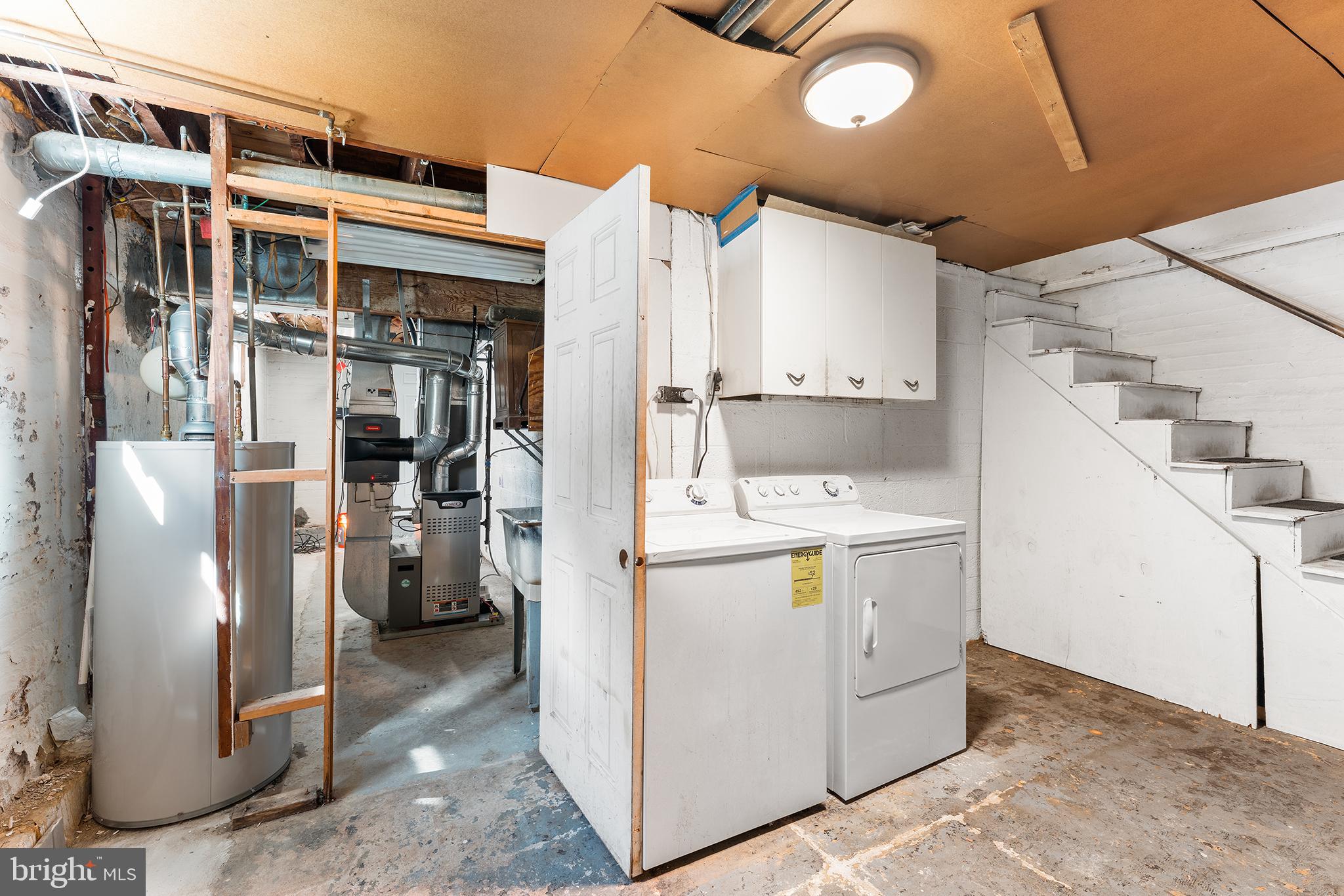 LEEDOM ESTS - Residential