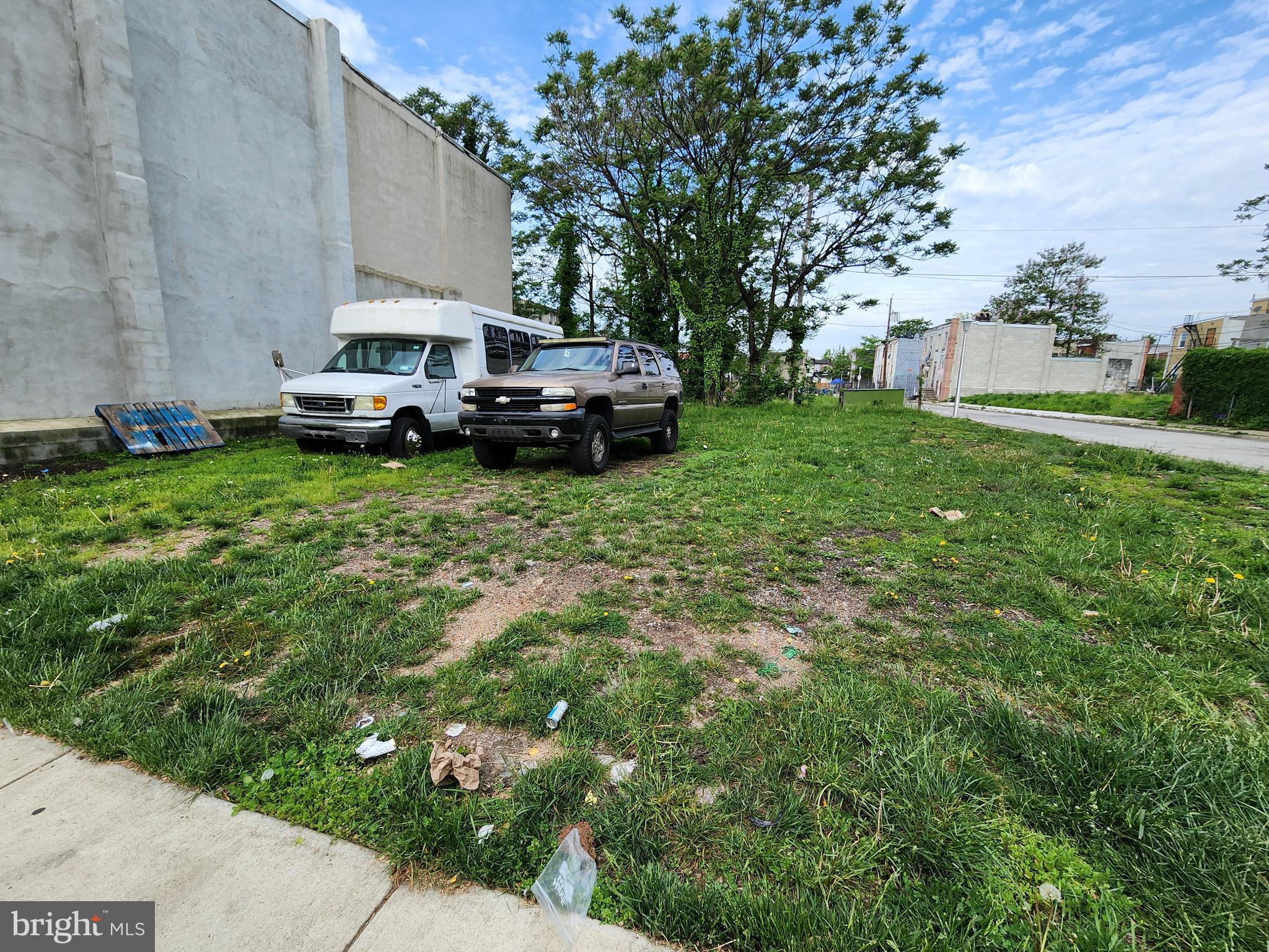 216 S FULTON AVENUE