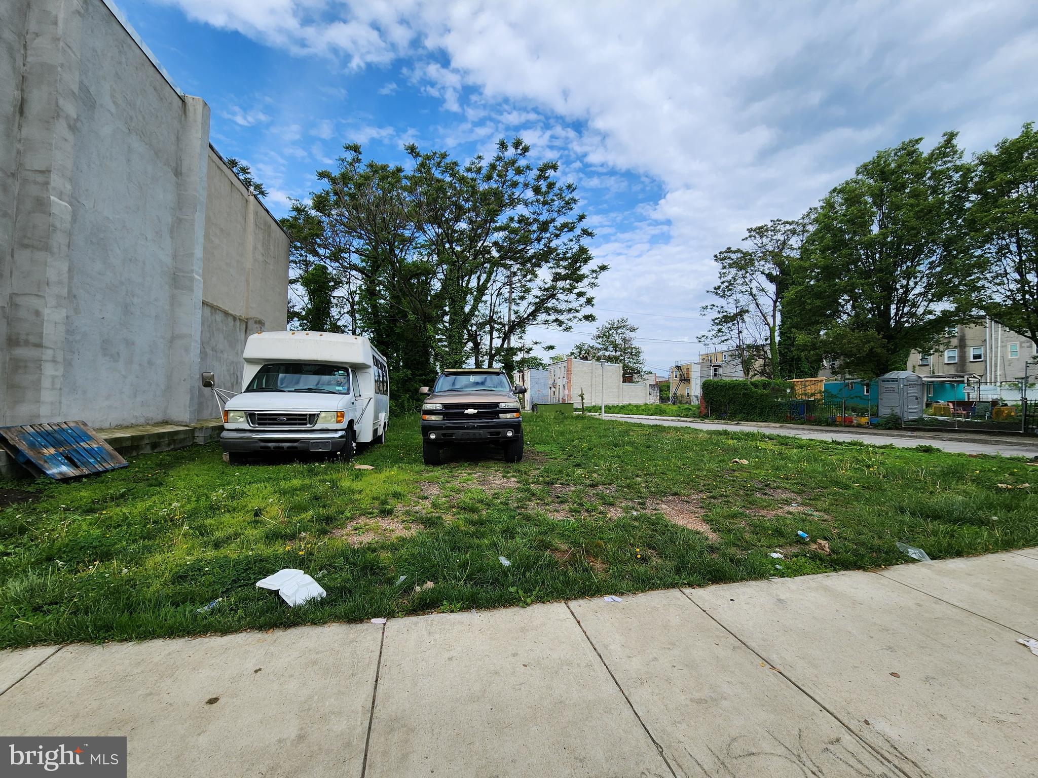 216 S FULTON AVENUE
