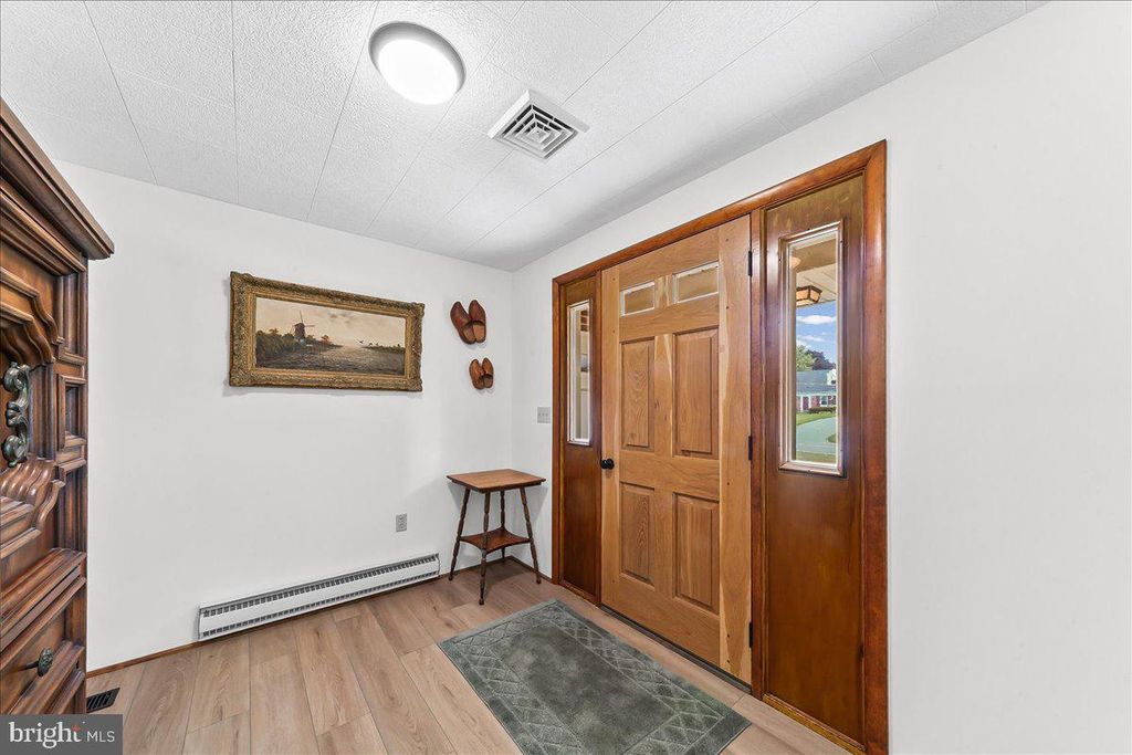 Photo of 1009 Georgetown Road, PARADISE, PA 17562 (MLS # PALA2088398)