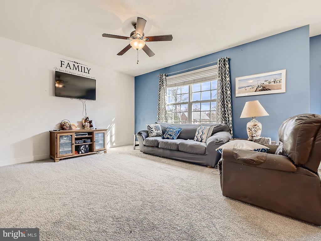 BRIDGEWATER AT CARVEL BEACH - Residential