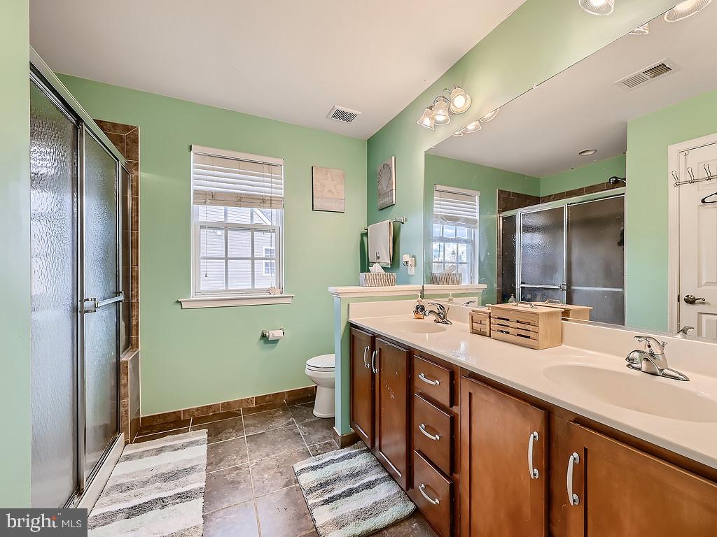 BRIDGEWATER AT CARVEL BEACH - Residential