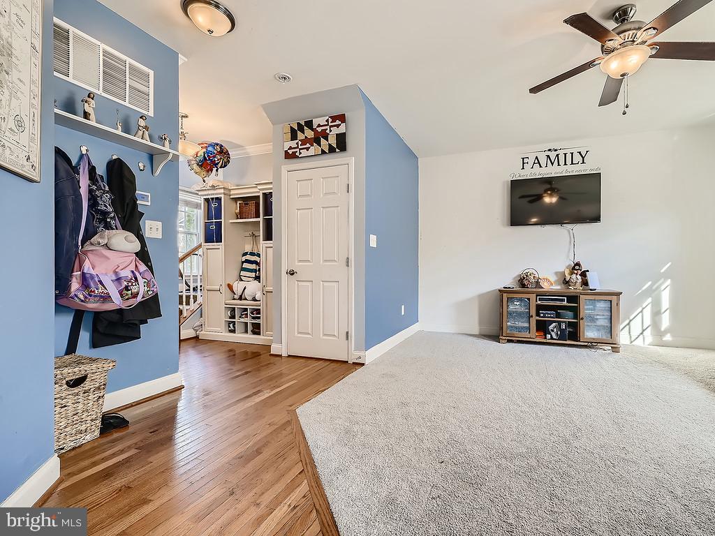 BRIDGEWATER AT CARVEL BEACH - Residential