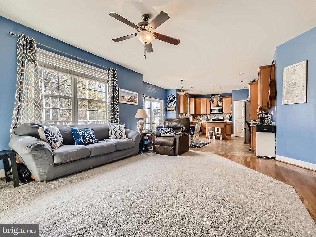 BRIDGEWATER AT CARVEL BEACH - Residential