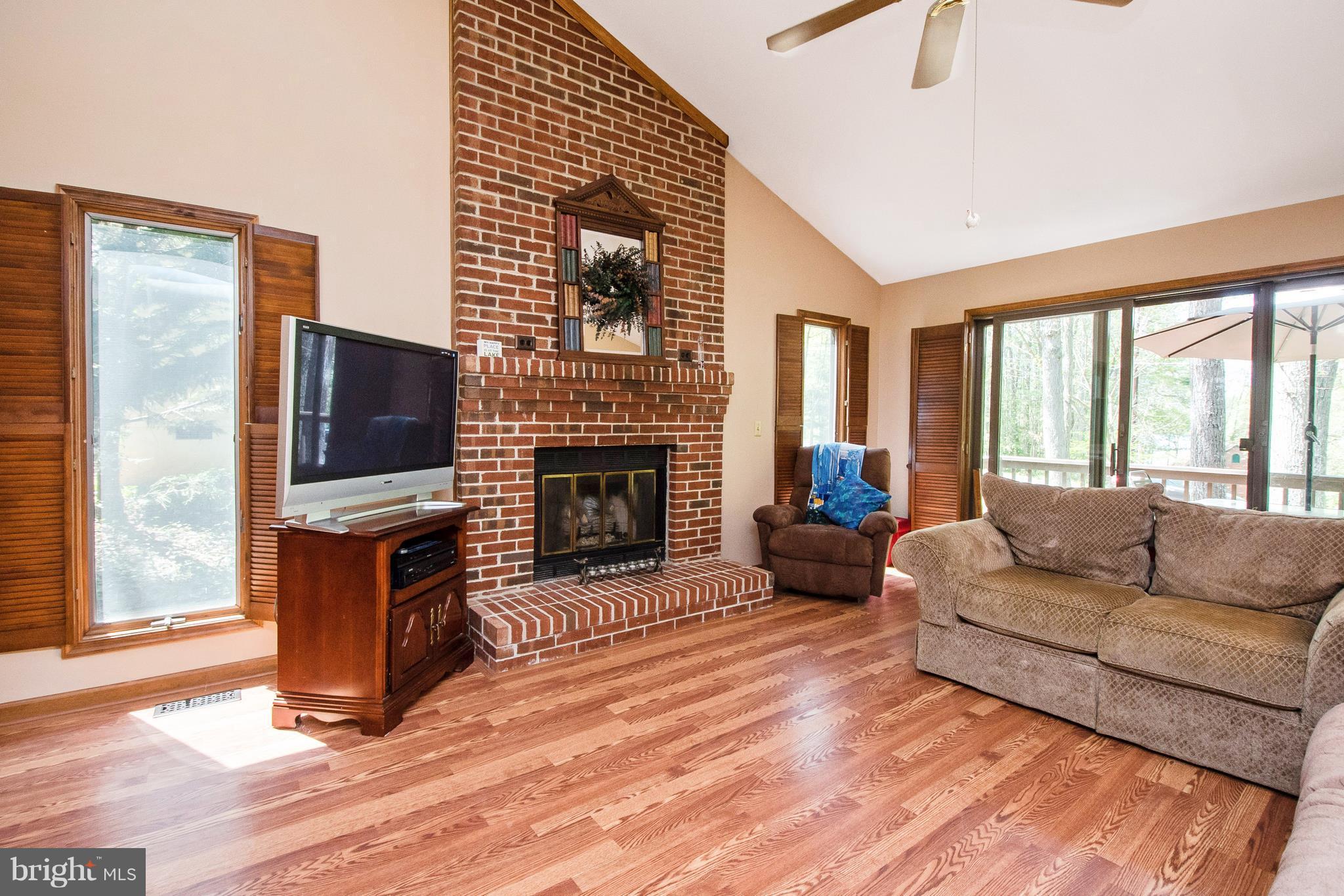 LAKE OF THE WOODS - Residential