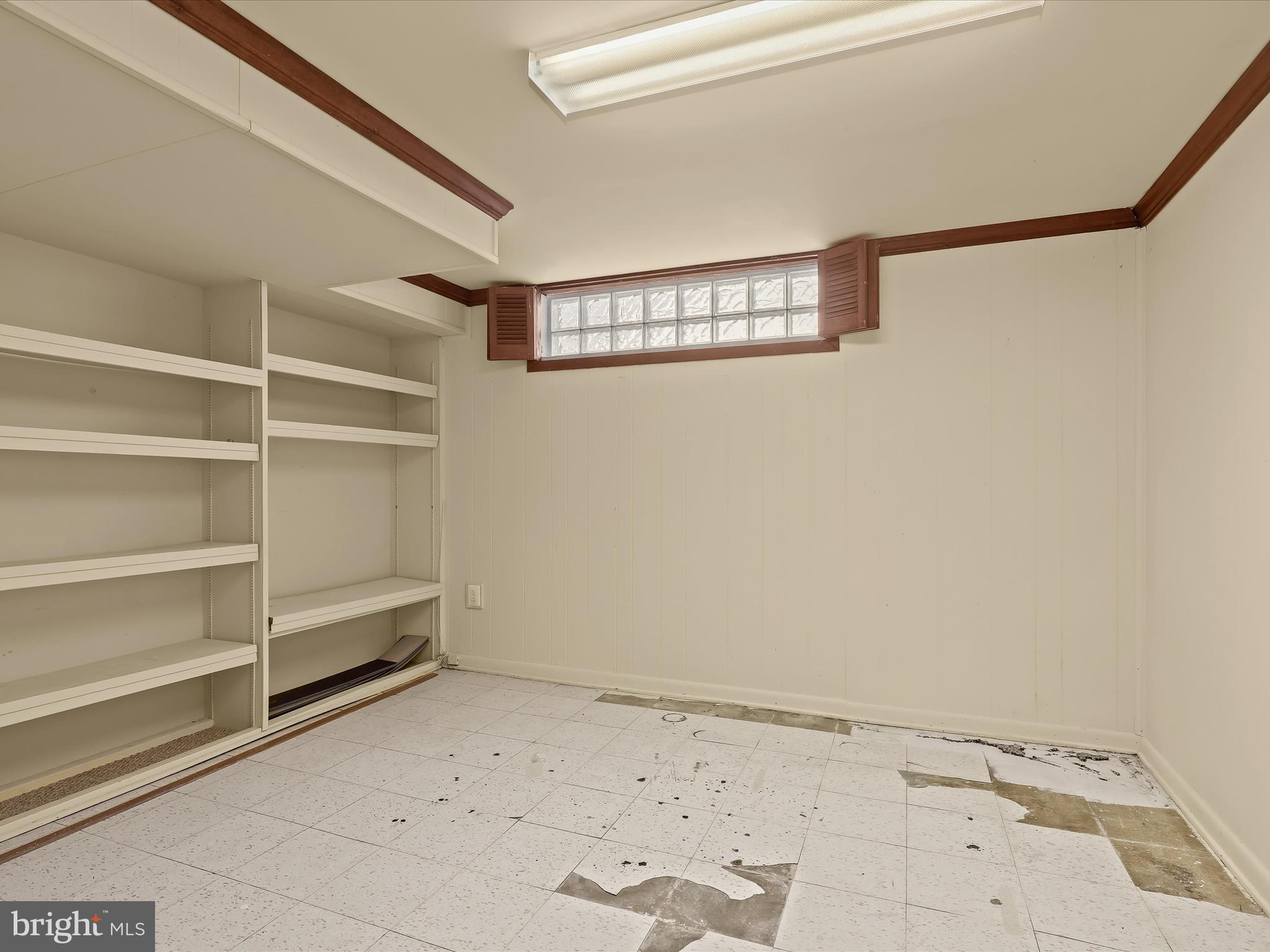 FAIRMONT - Residential