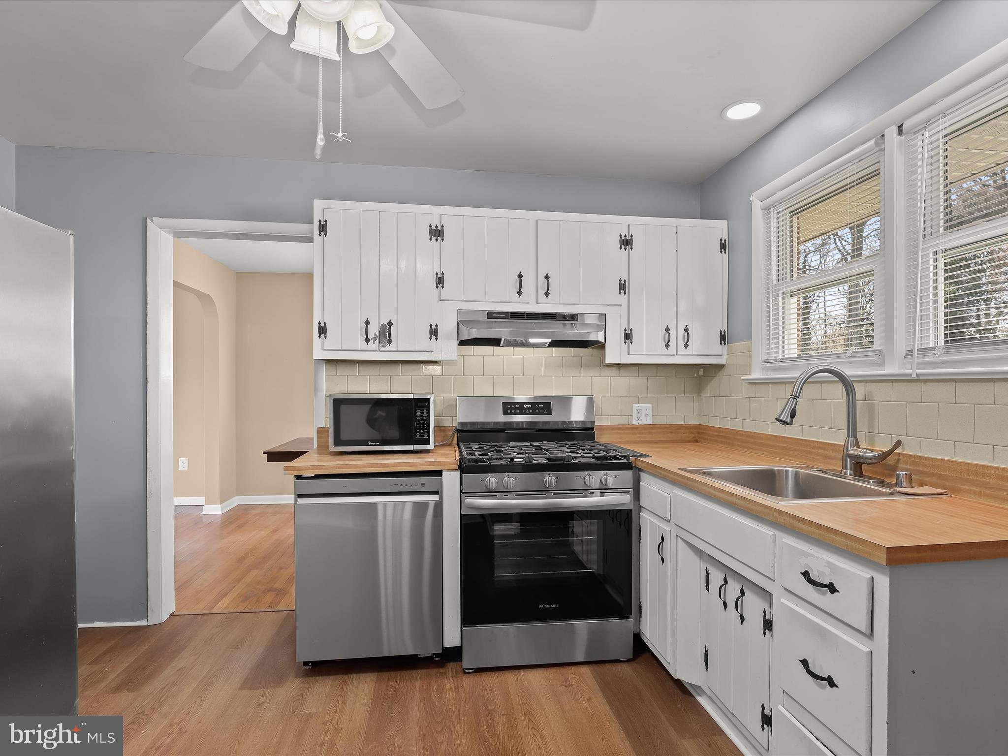 FAIRMONT - Residential