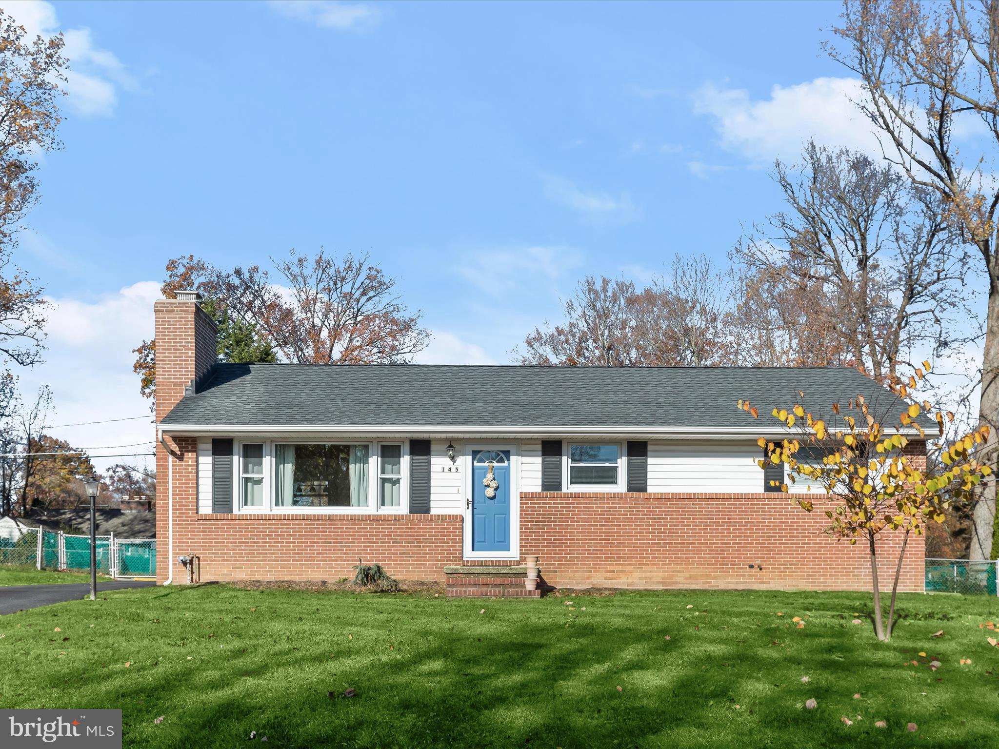 FAIRMONT - Residential