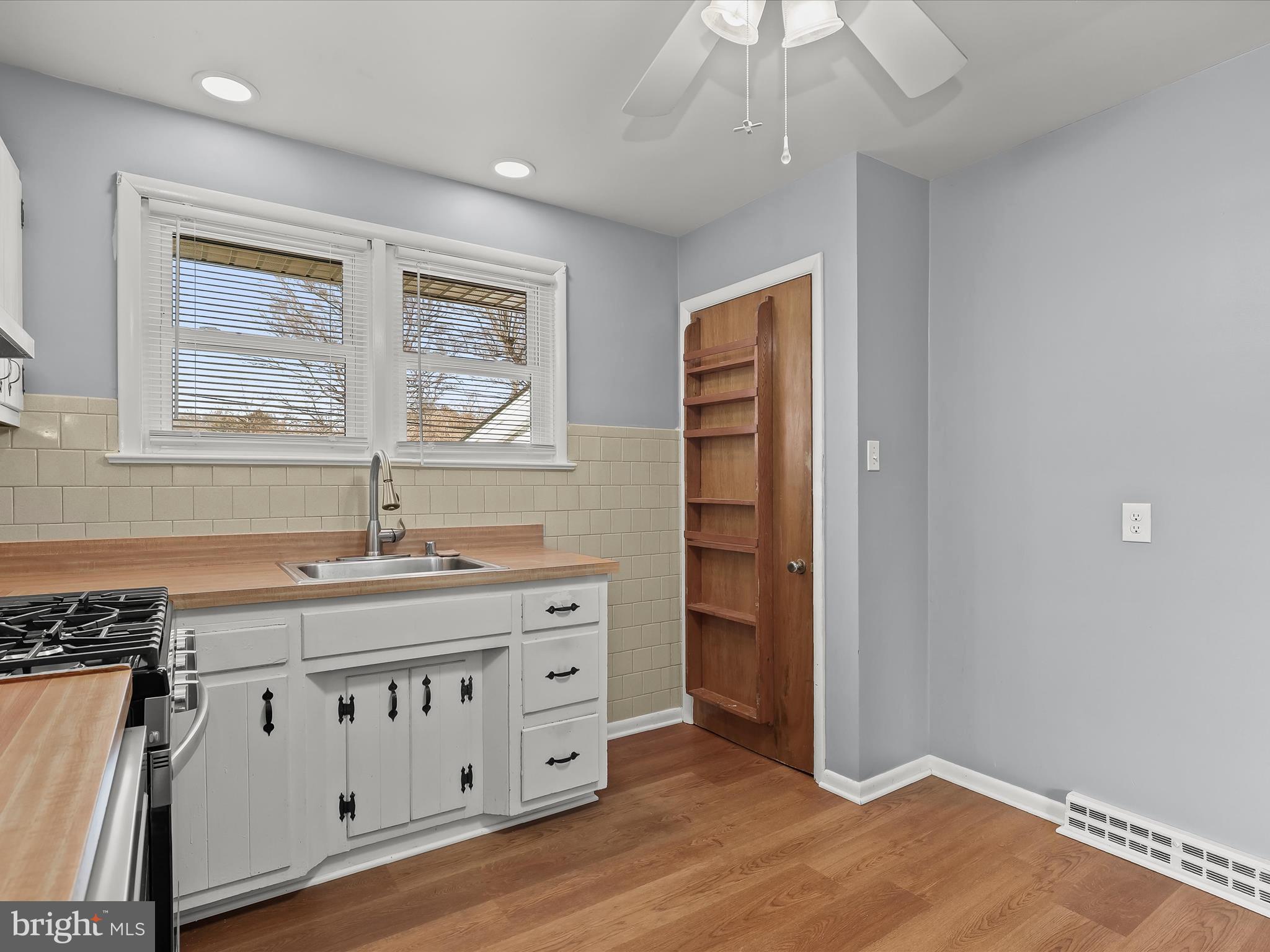 FAIRMONT - Residential