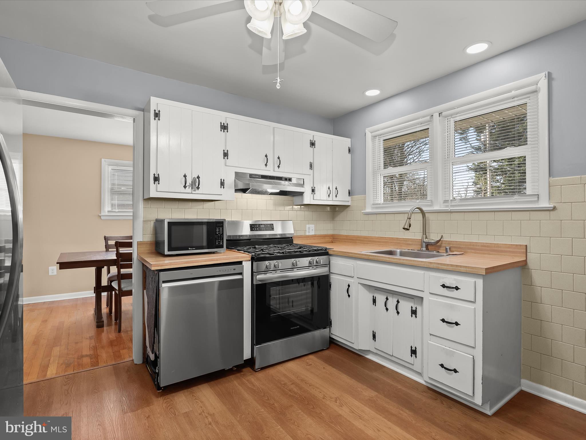 FAIRMONT - Residential