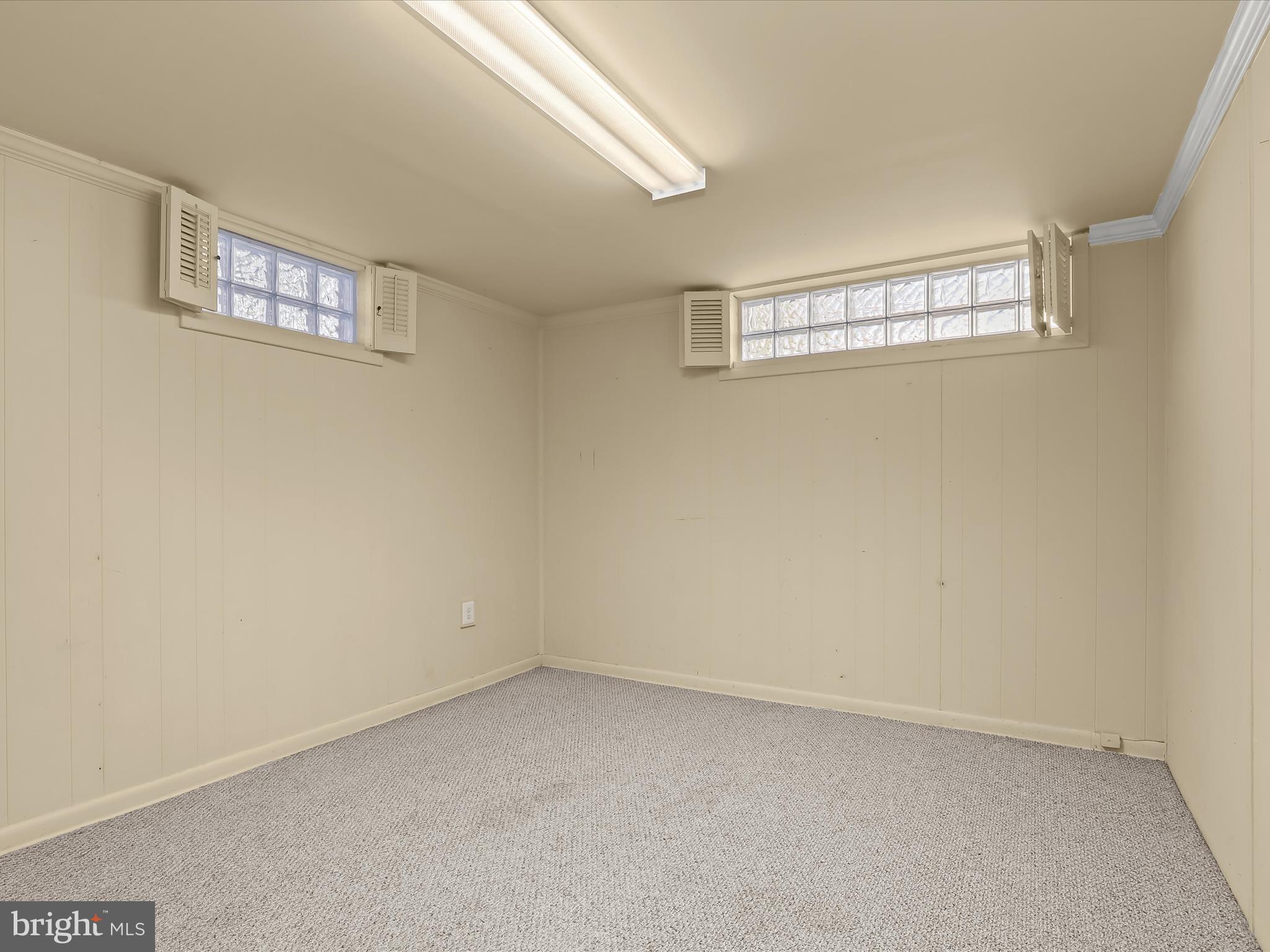 FAIRMONT - Residential