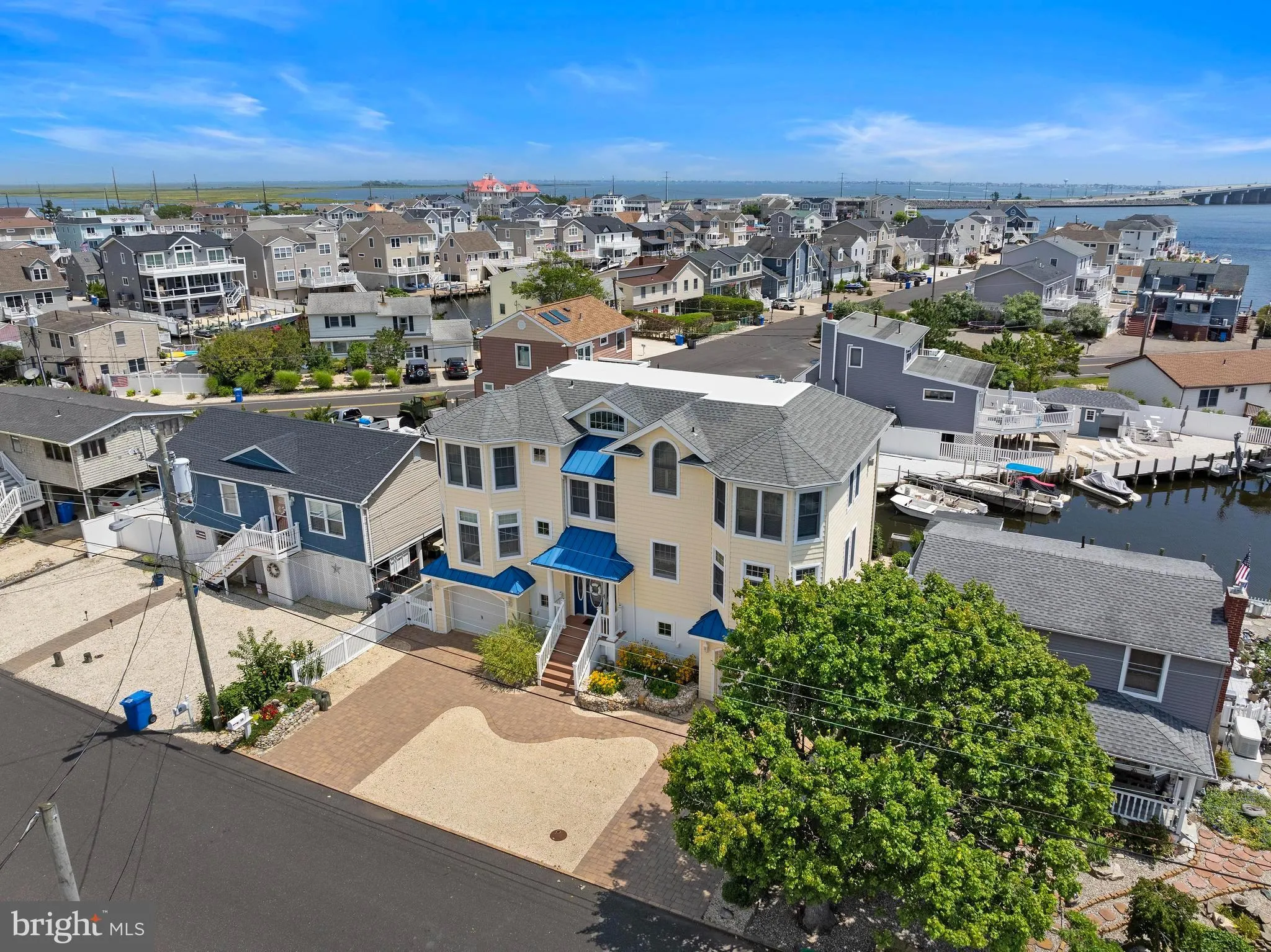 Manahawkin, New Jersey 08050, United States, 4 Bedrooms Bedrooms, ,4 BathroomsBathrooms,Residential,Active,197778