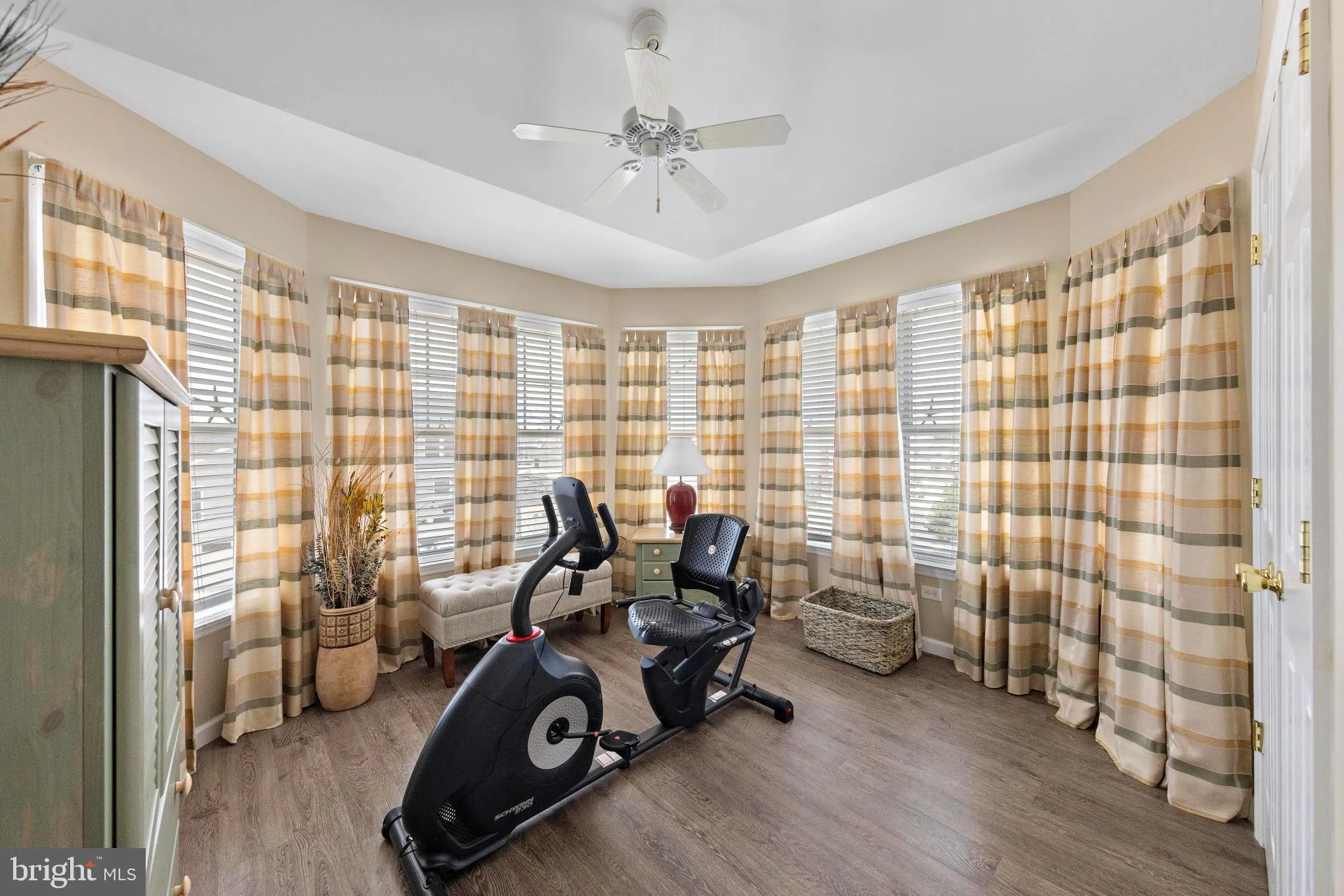 Manahawkin, New Jersey 08050, United States, 4 Bedrooms Bedrooms, ,4 BathroomsBathrooms,Residential,Active,197778