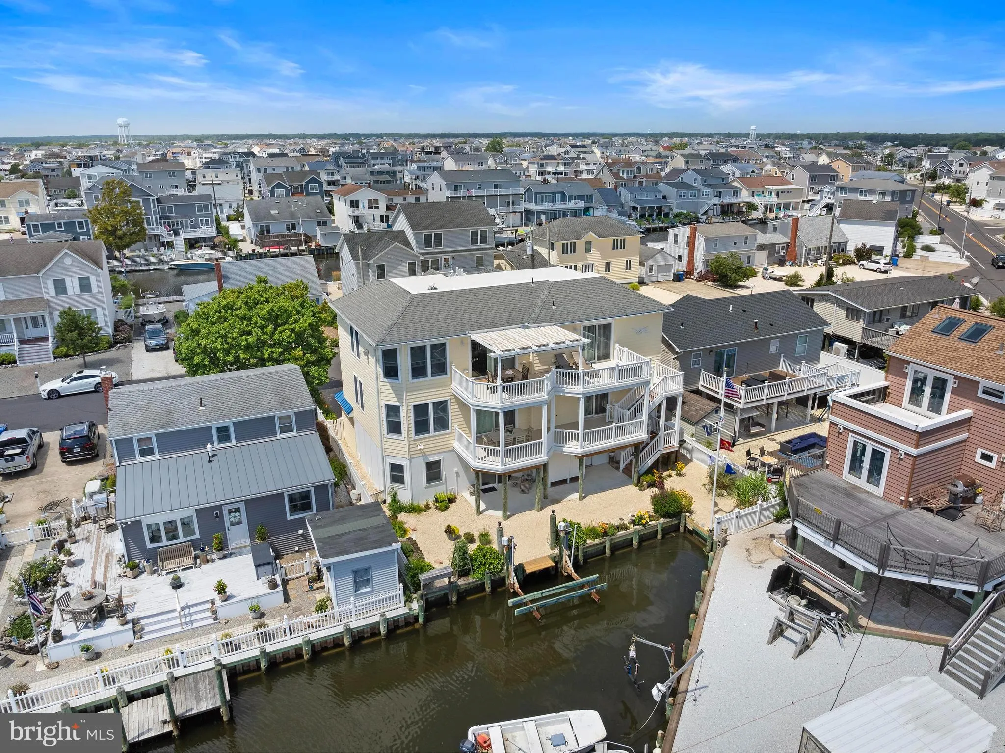 Manahawkin, New Jersey 08050, United States, 4 Bedrooms Bedrooms, ,4 BathroomsBathrooms,Residential,Active,197778