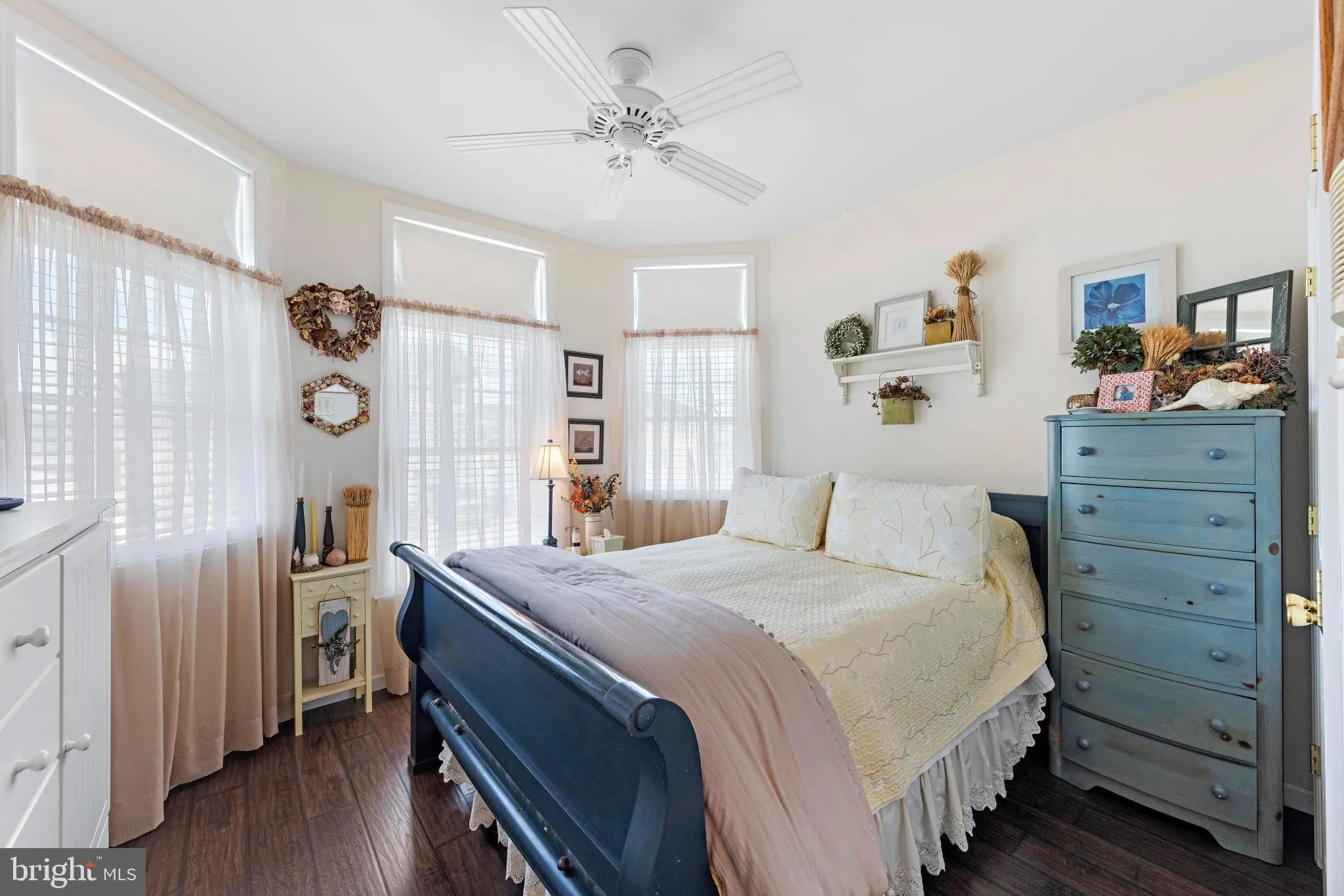 Manahawkin, New Jersey 08050, United States, 4 Bedrooms Bedrooms, ,4 BathroomsBathrooms,Residential,Active,197778