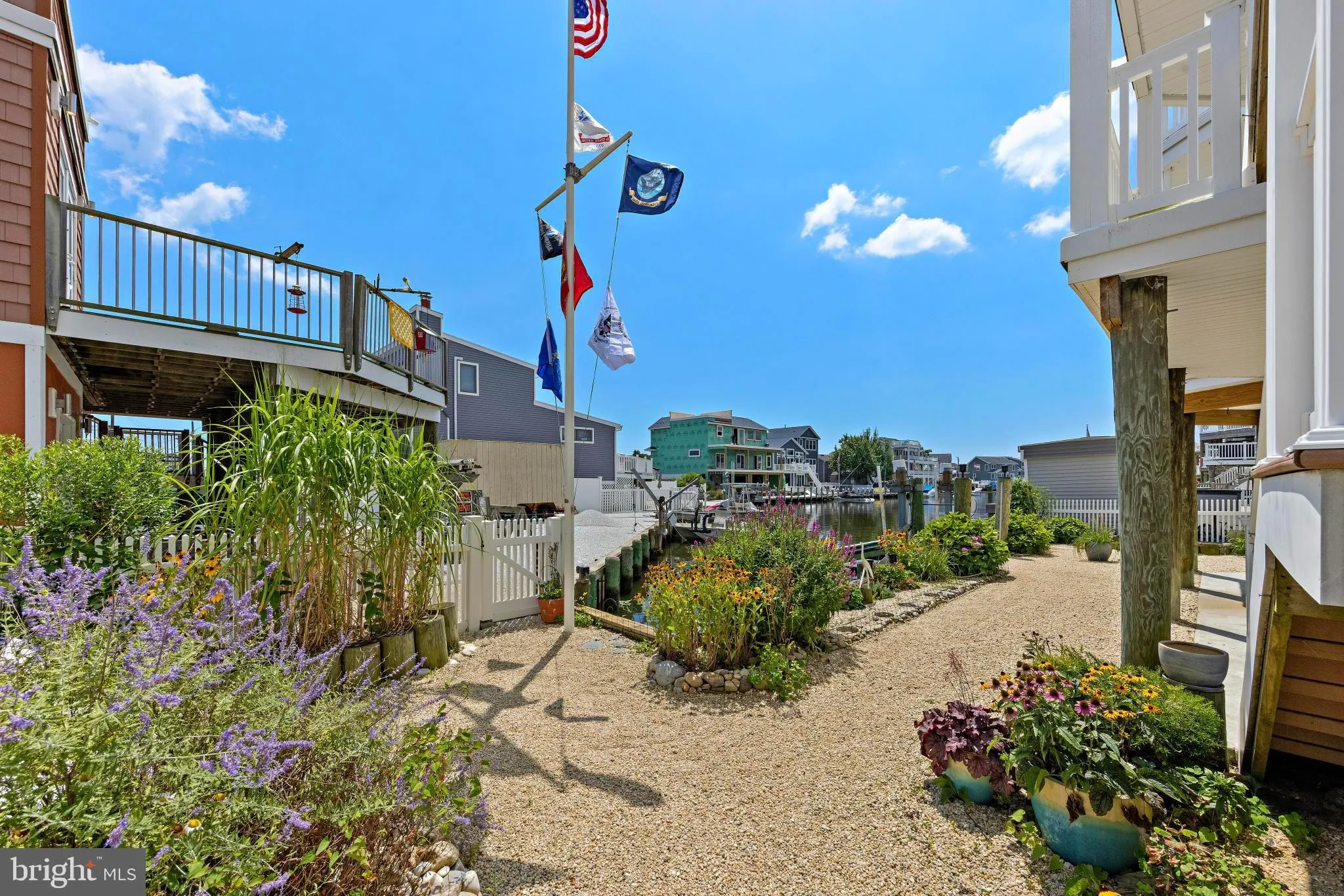 Manahawkin, New Jersey 08050, United States, 4 Bedrooms Bedrooms, ,4 BathroomsBathrooms,Residential,Active,197778