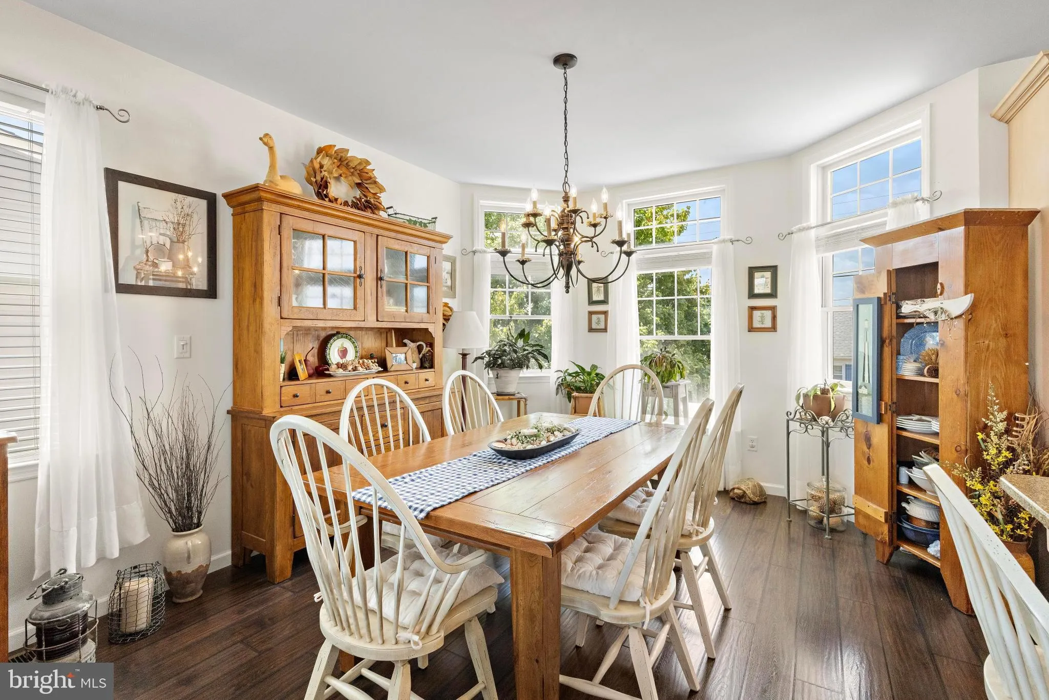 Manahawkin, New Jersey 08050, United States, 4 Bedrooms Bedrooms, ,4 BathroomsBathrooms,Residential,Active,197778