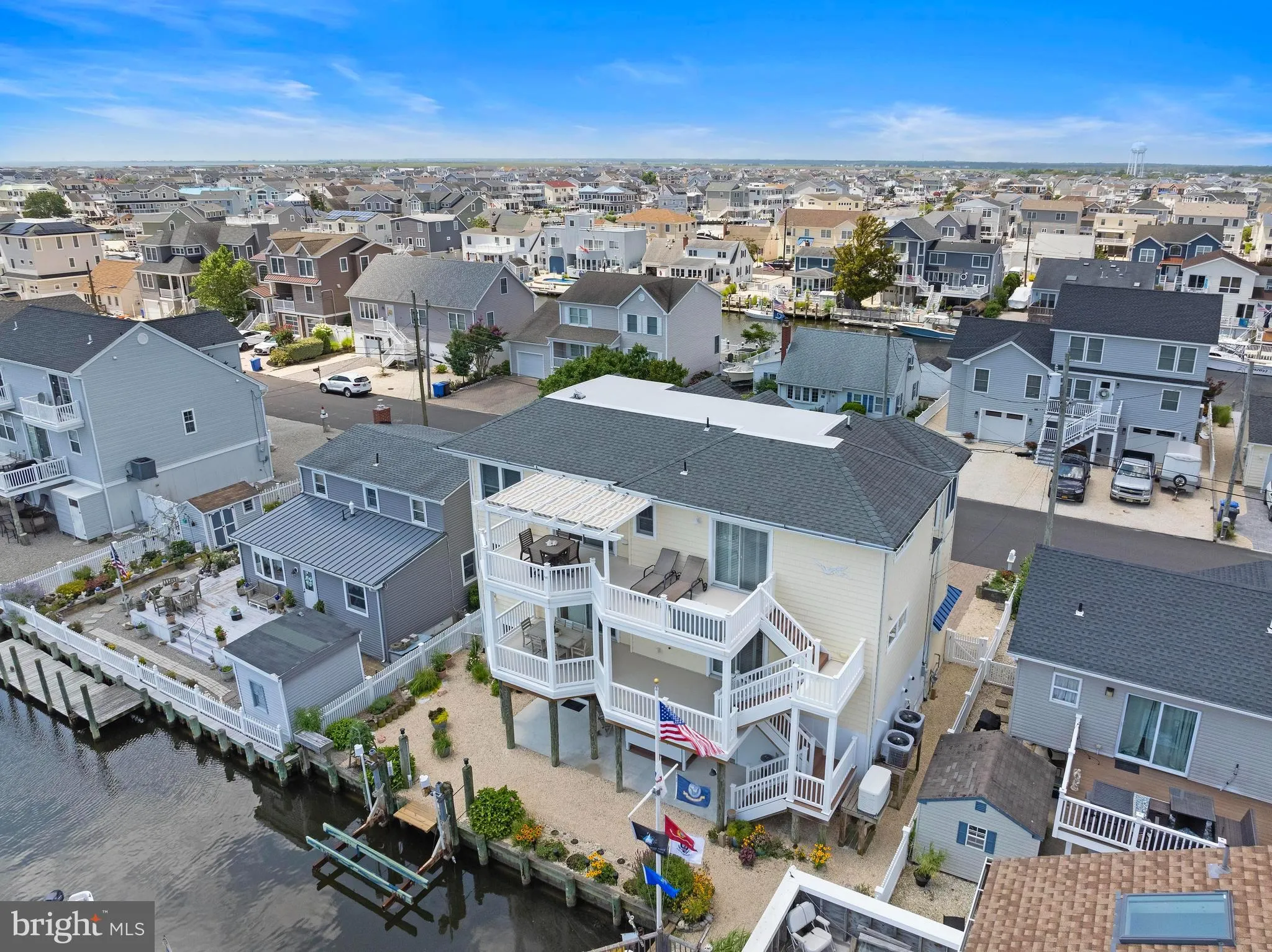 Manahawkin, New Jersey 08050, United States, 4 Bedrooms Bedrooms, ,4 BathroomsBathrooms,Residential,Active,197778