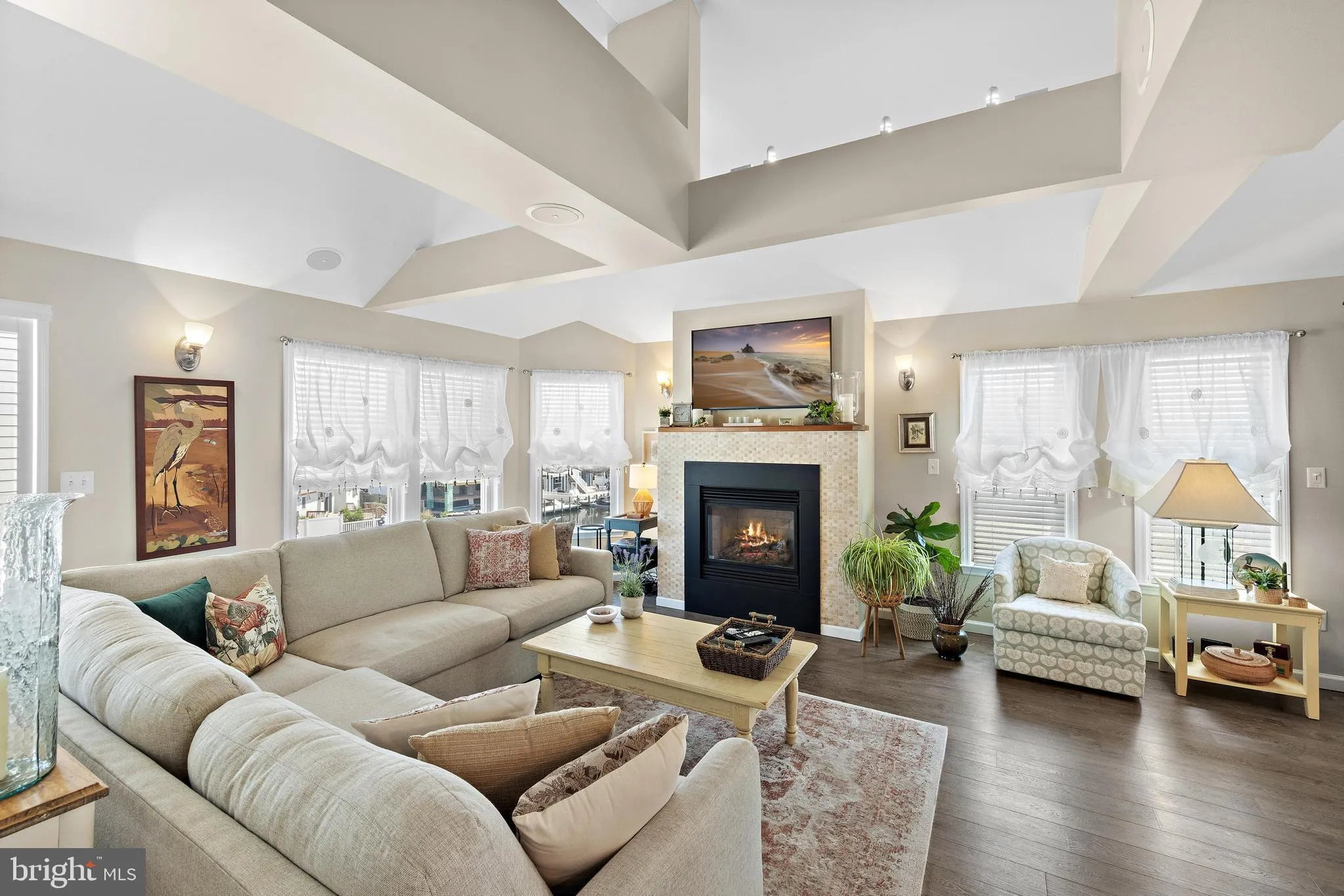 Manahawkin, New Jersey 08050, United States, 4 Bedrooms Bedrooms, ,4 BathroomsBathrooms,Residential,Active,197778