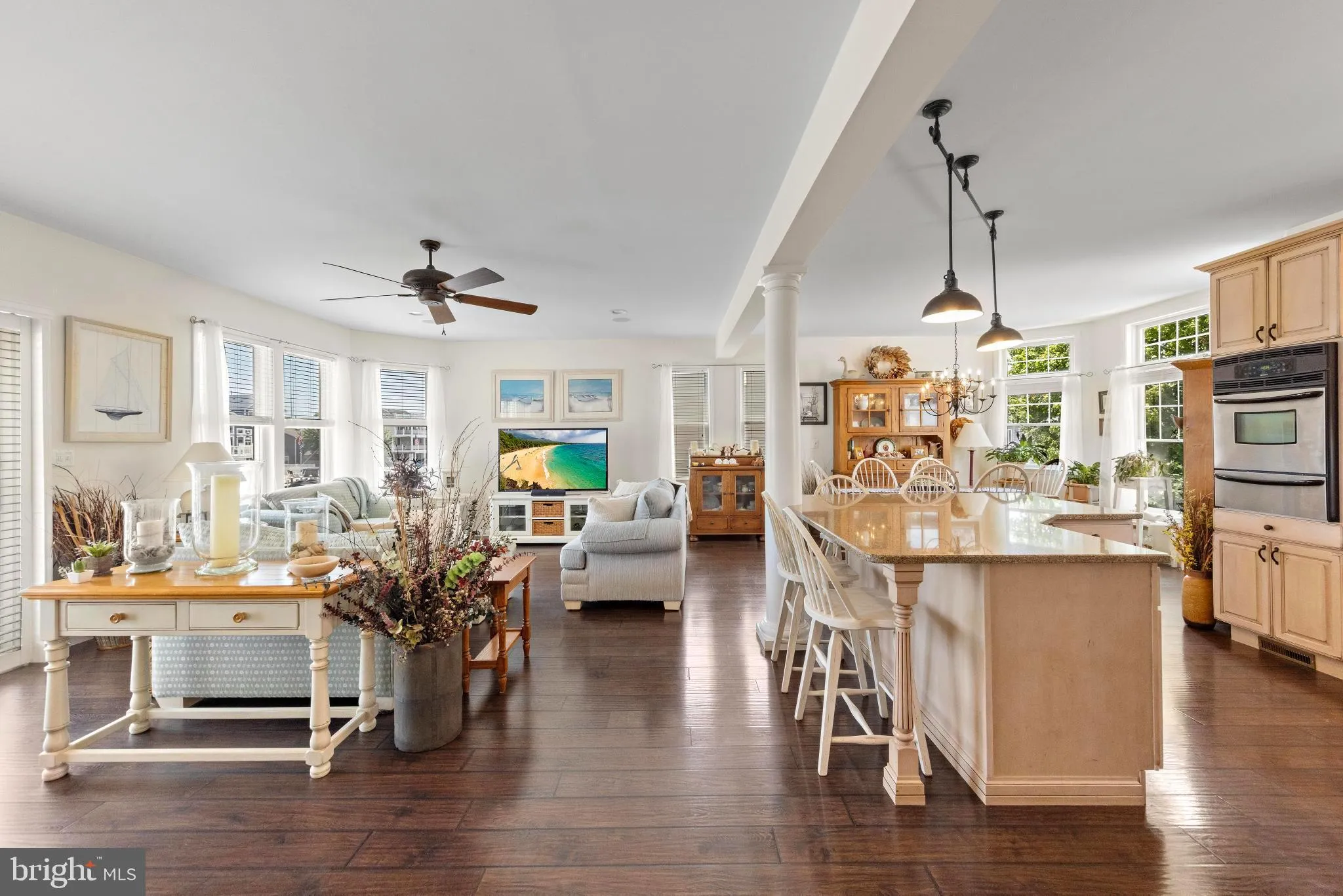 Manahawkin, New Jersey 08050, United States, 4 Bedrooms Bedrooms, ,4 BathroomsBathrooms,Residential,Active,197778