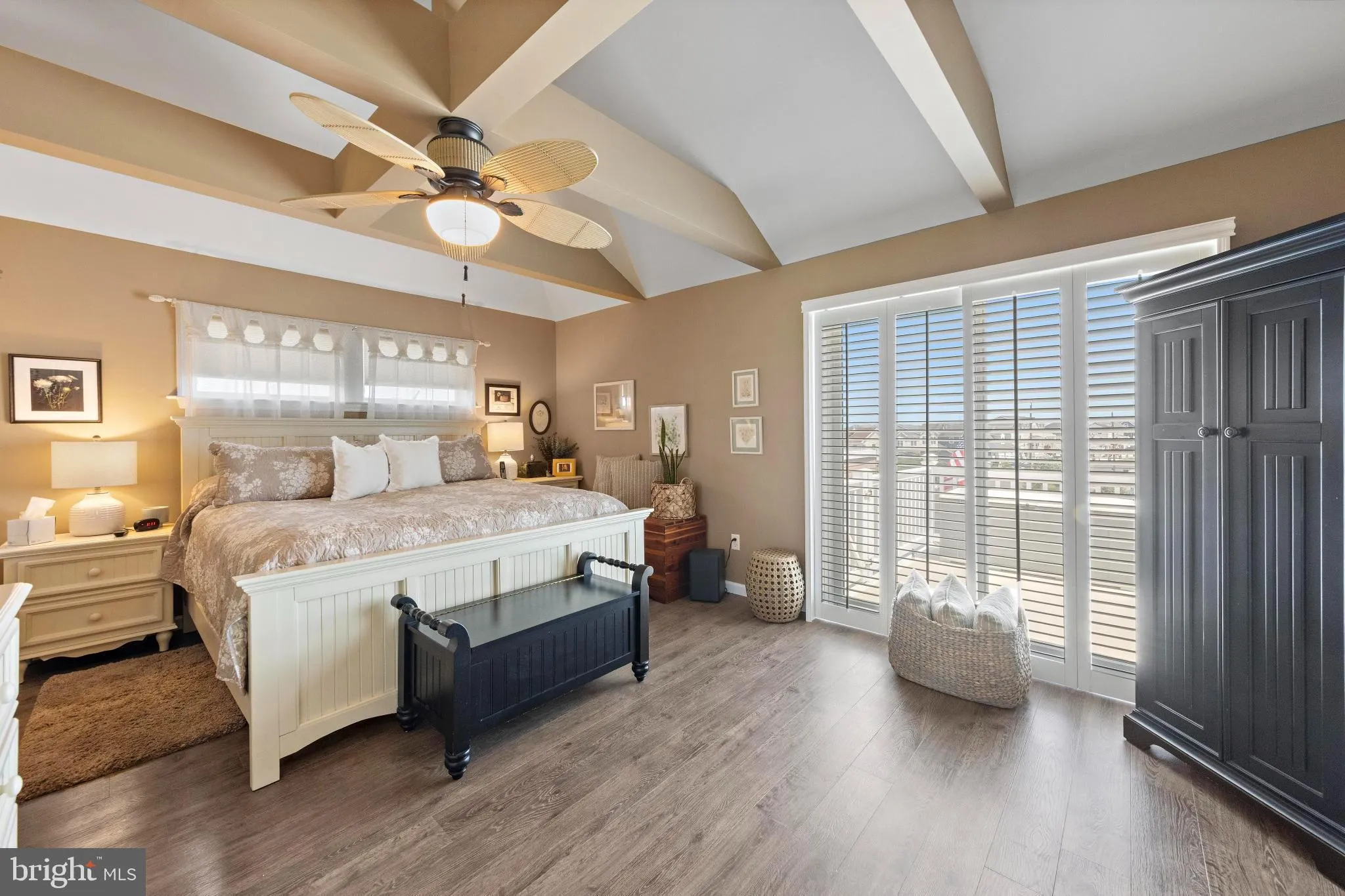 Manahawkin, New Jersey 08050, United States, 4 Bedrooms Bedrooms, ,4 BathroomsBathrooms,Residential,Active,197778